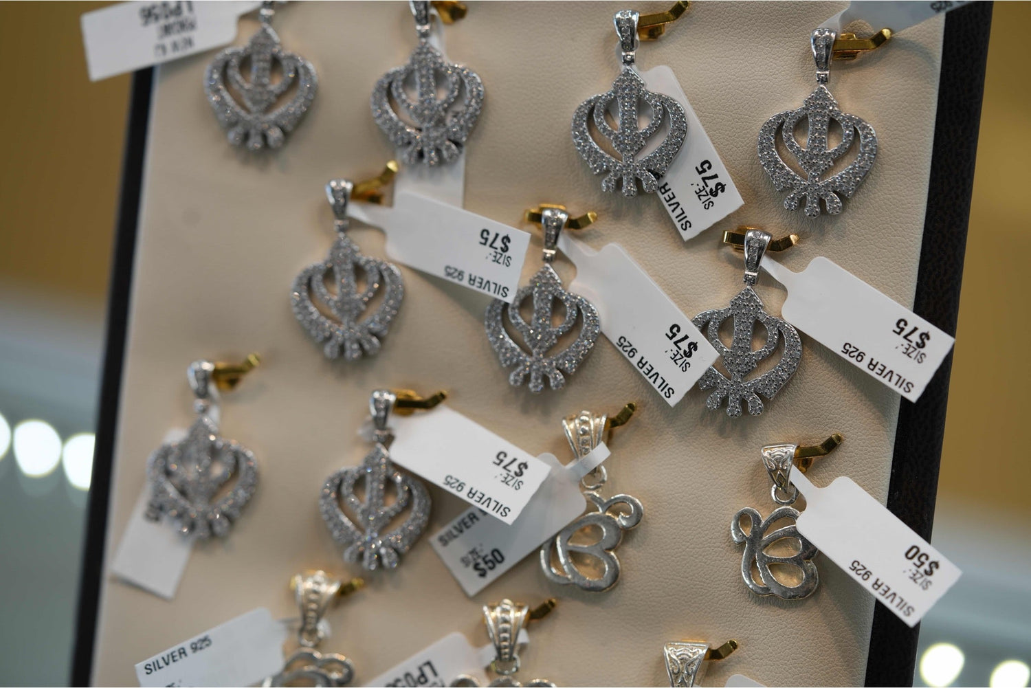 RELIGIOUS PENDANT