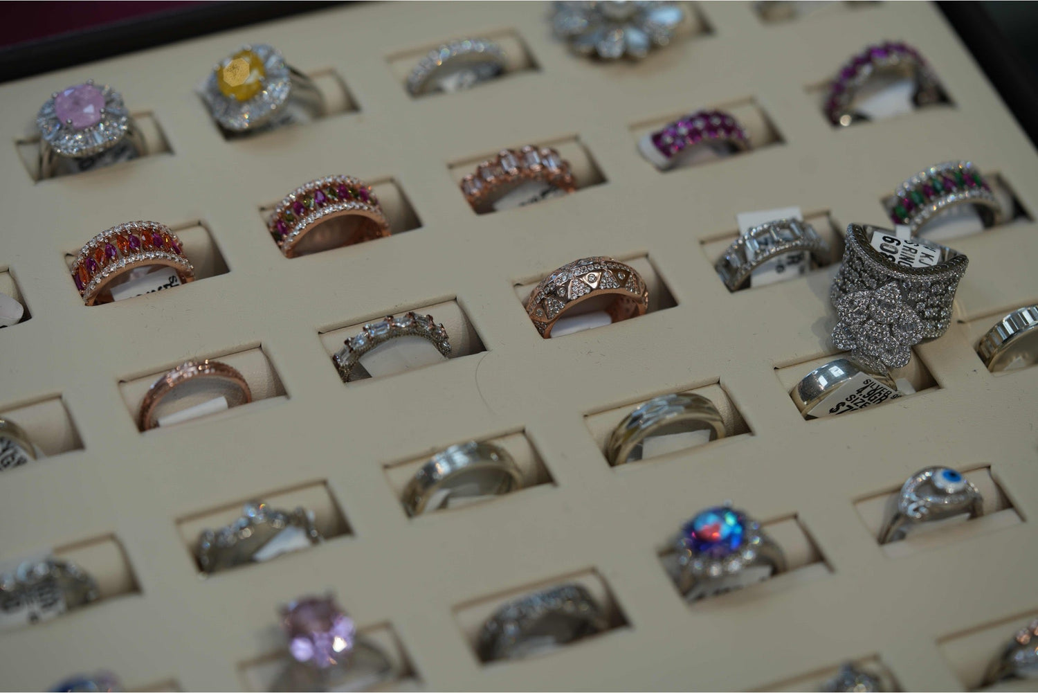 SIZE 6 RINGS GIRLS