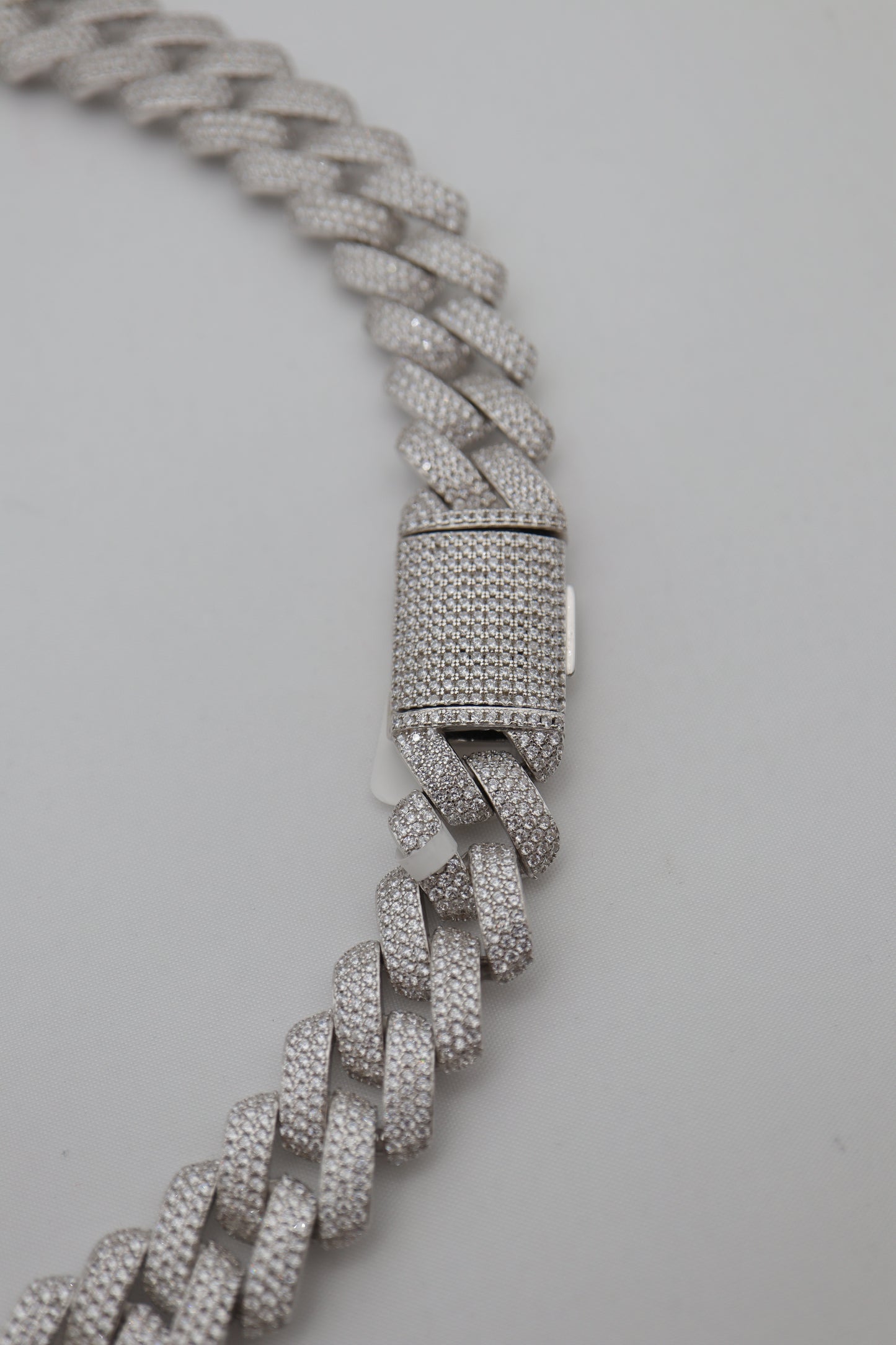 ICED CHAIN IC001