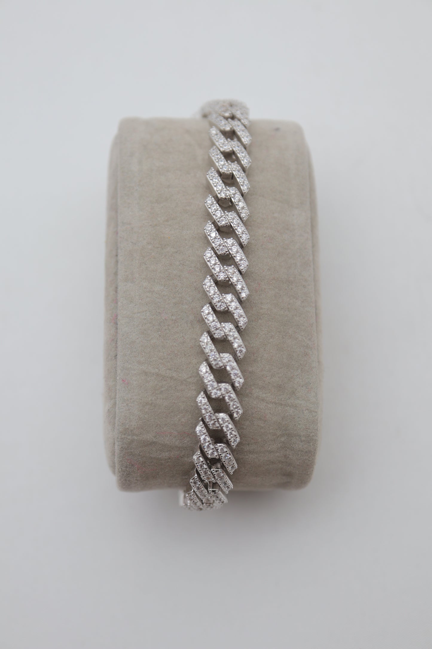 ICED BRACELET IB015