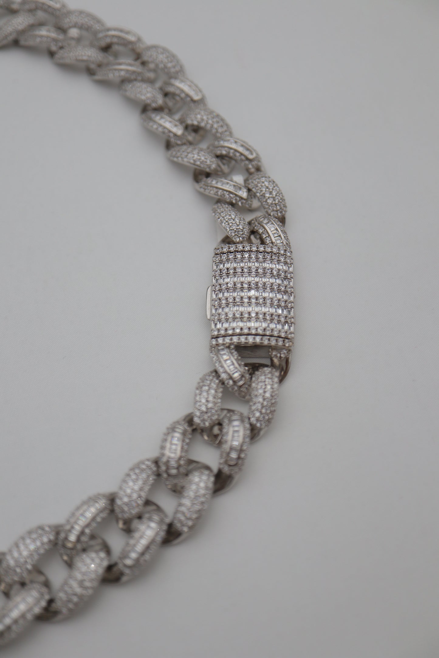 ICED CHAIN IC003