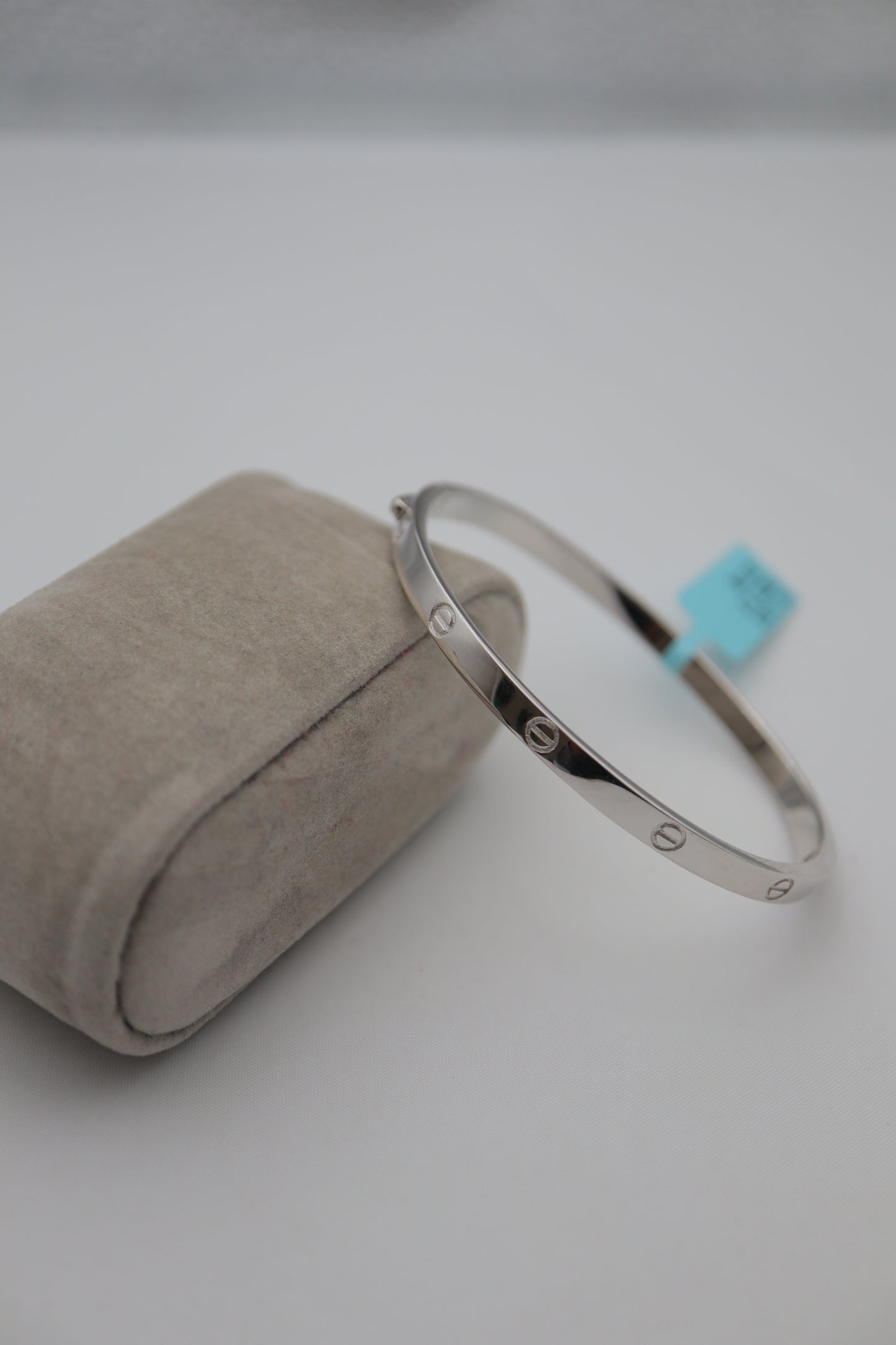 CARTIER BANGLE BRACELET SB020
