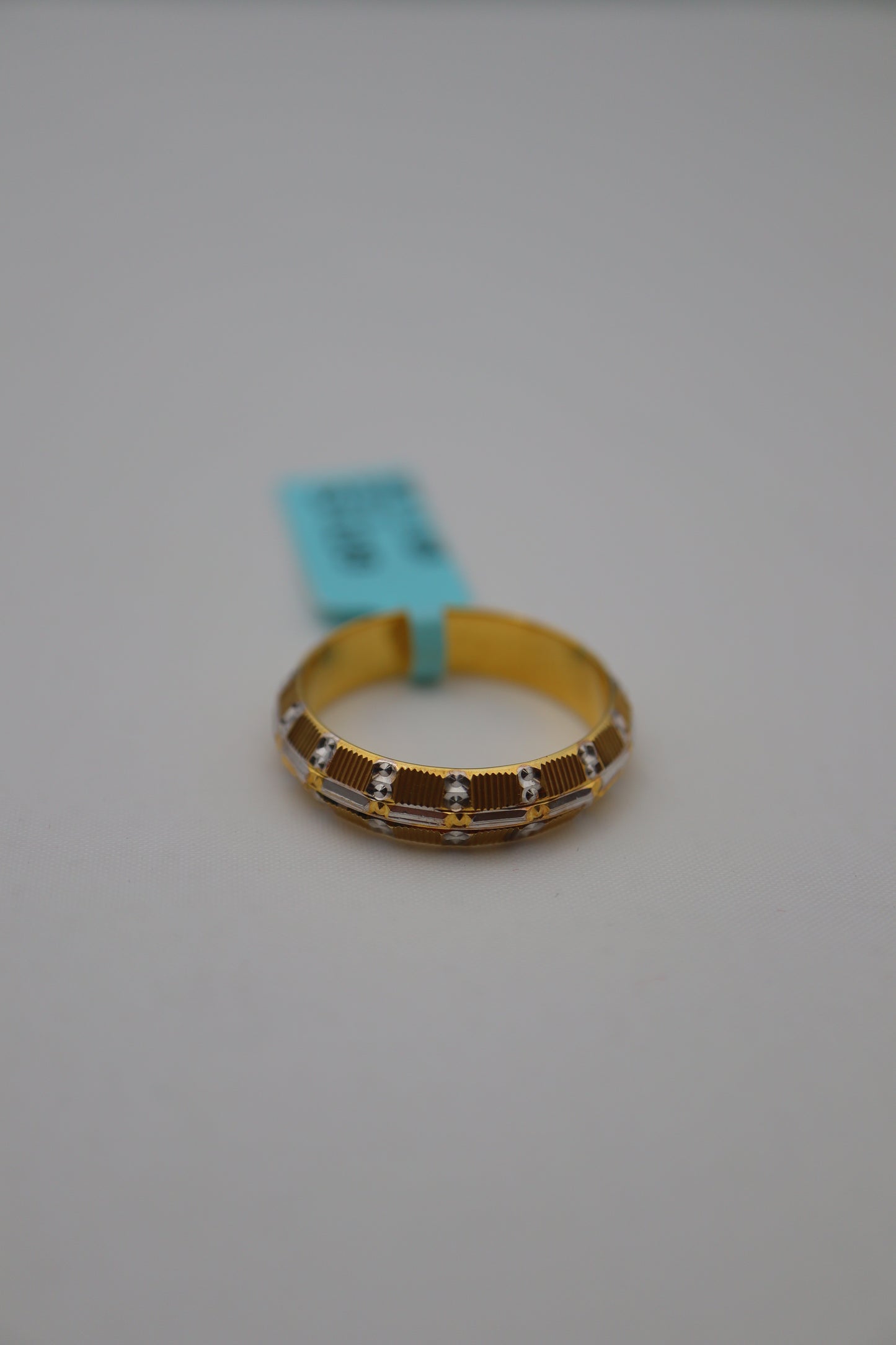 GOLD PLATED BAND SIZE 10 GPI133