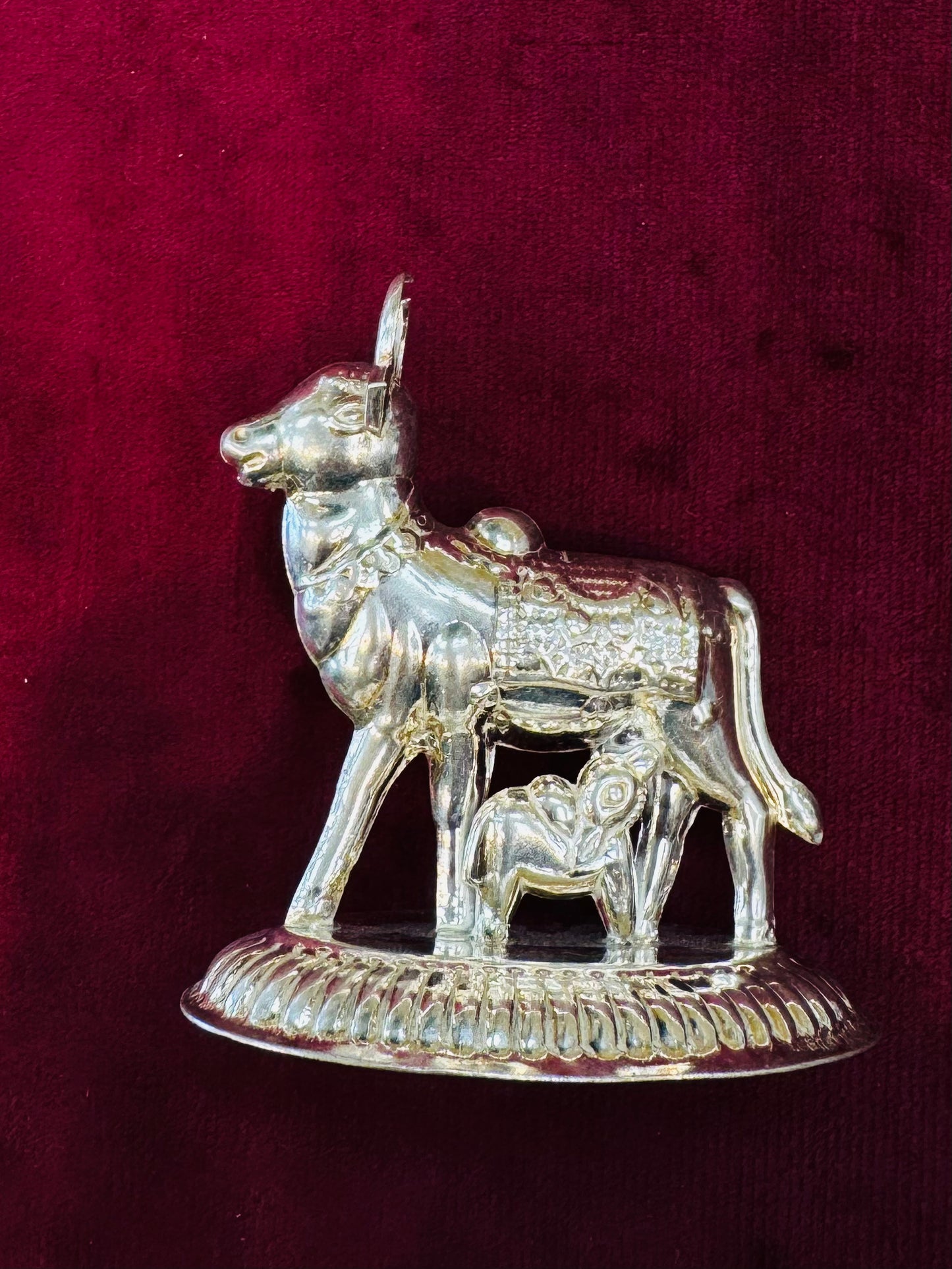 PURE SILVER COW AND CALF PI073