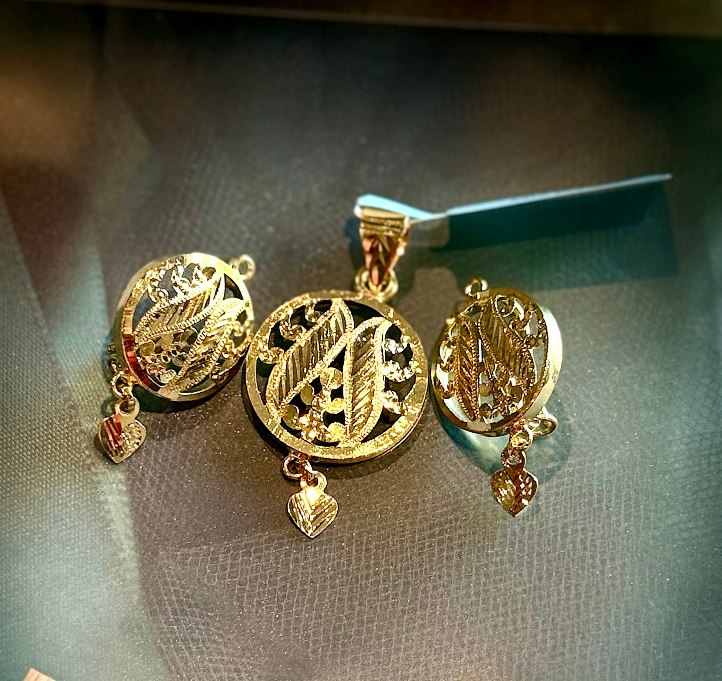 GOLD PLATE PENDANT SET GPI063