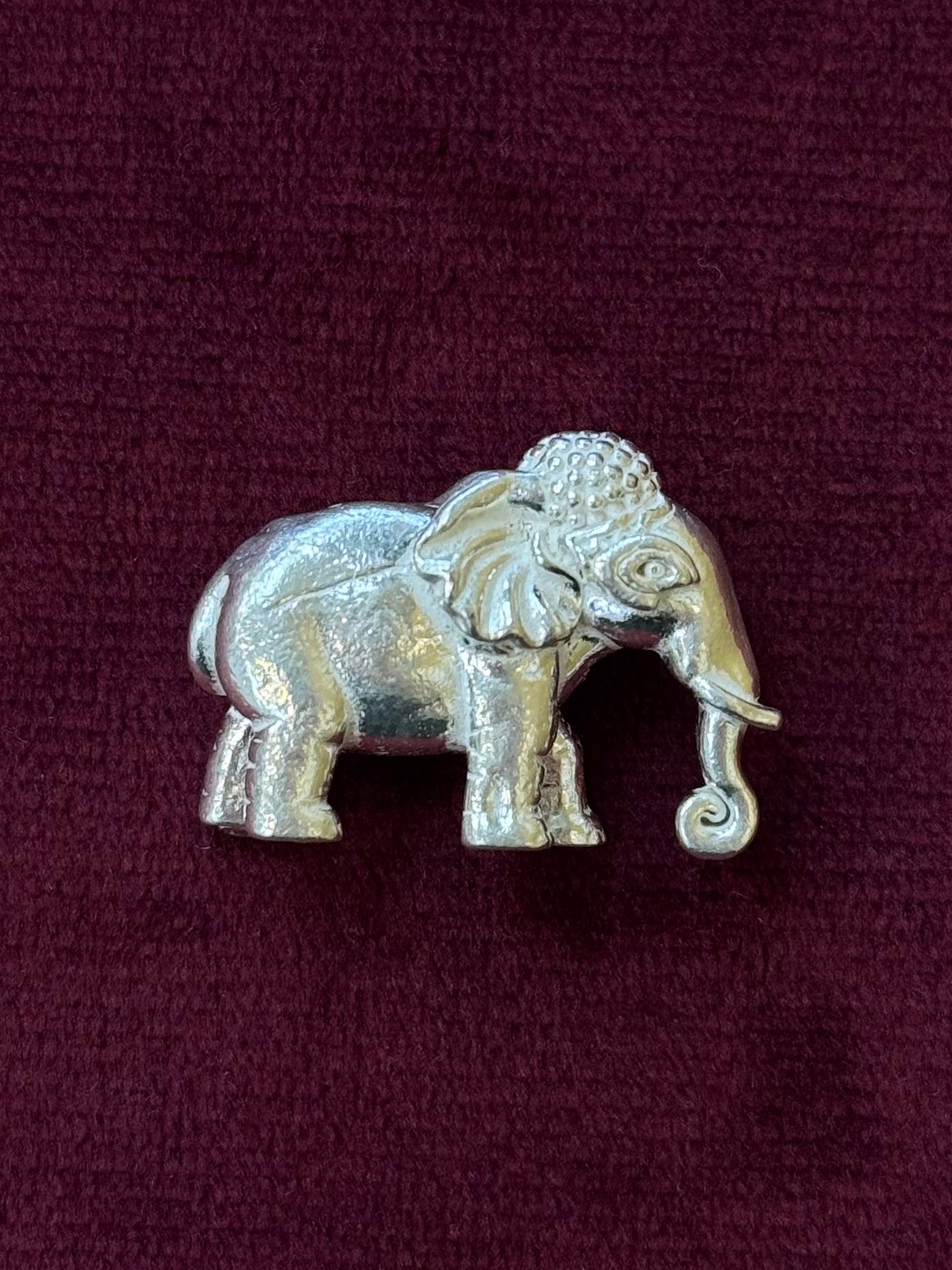 PURE SILVER ELEPHANT PI075