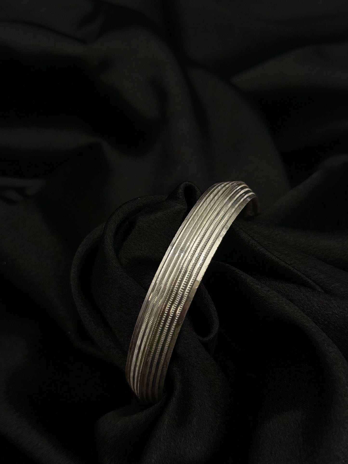 MENS SILVER KADDA SIZE 2.4 MK012