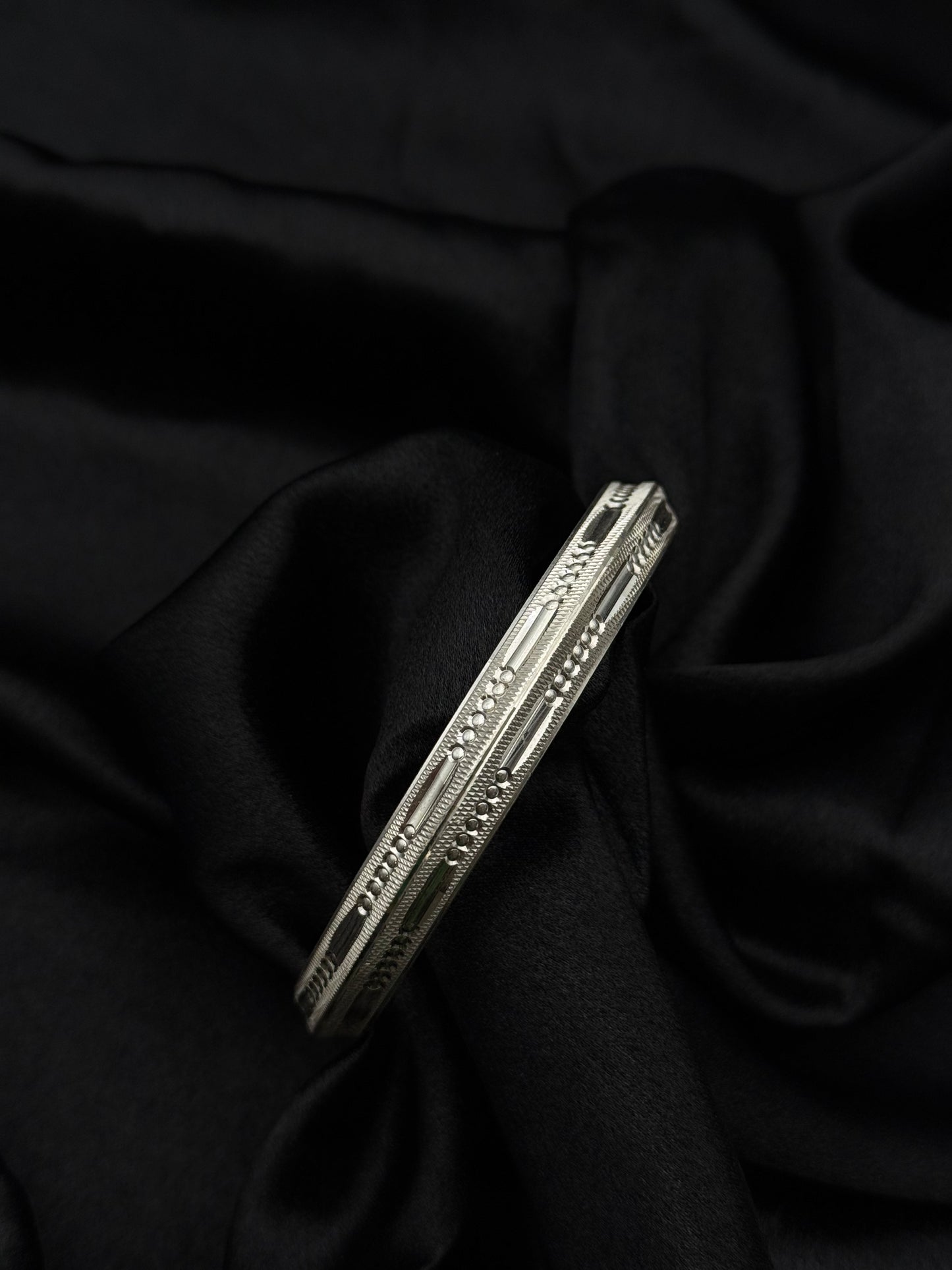 MENS SILVER KADDA SIZE 3 MK043
