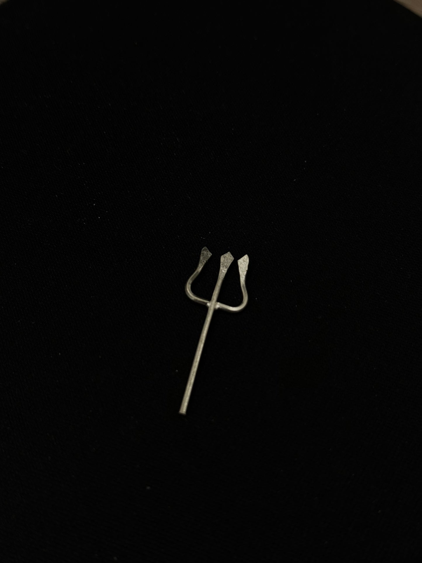 TRISHOOL PURE SILVER PI023