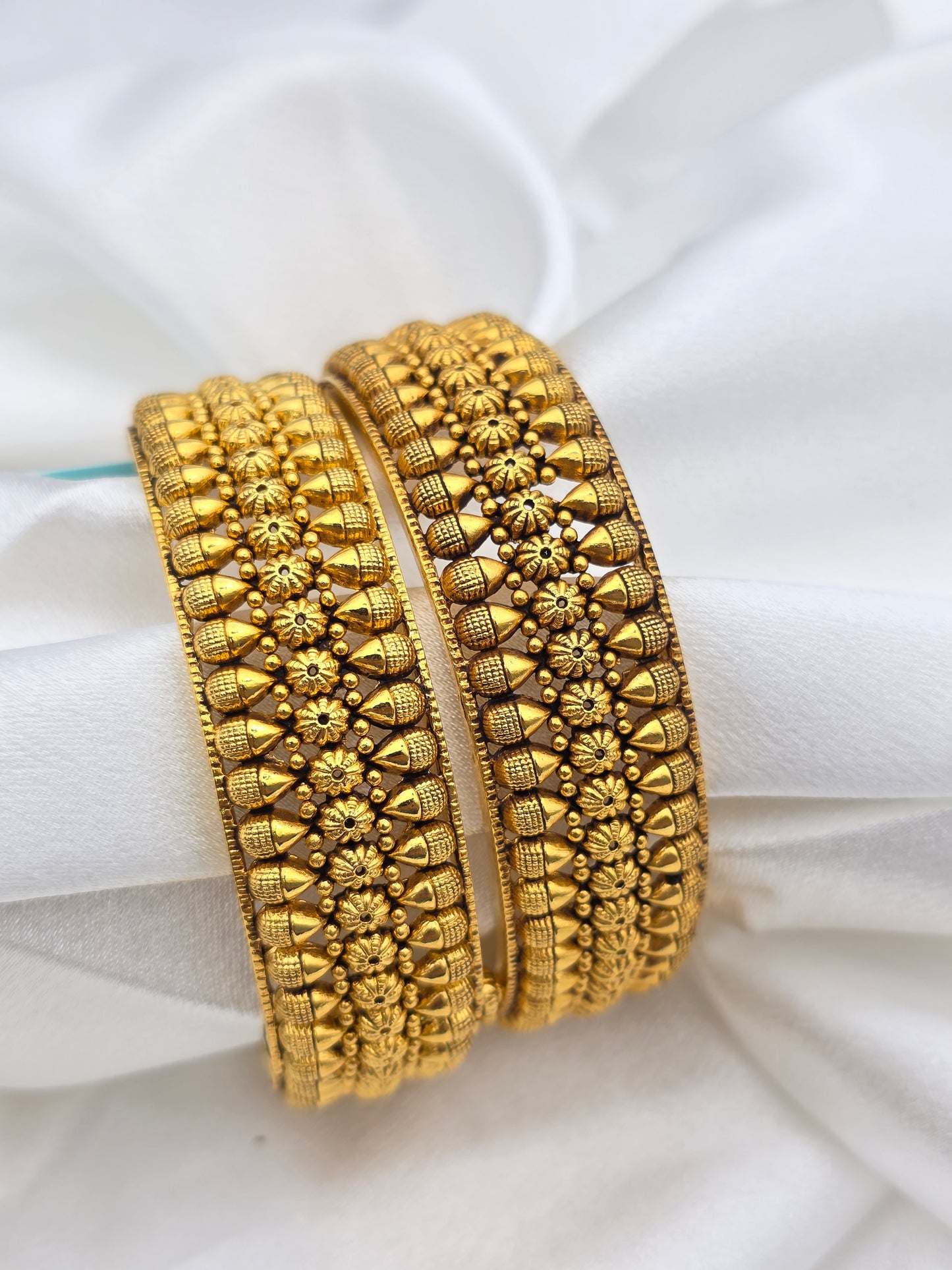 GOLD PLATED BANGLES GPI135