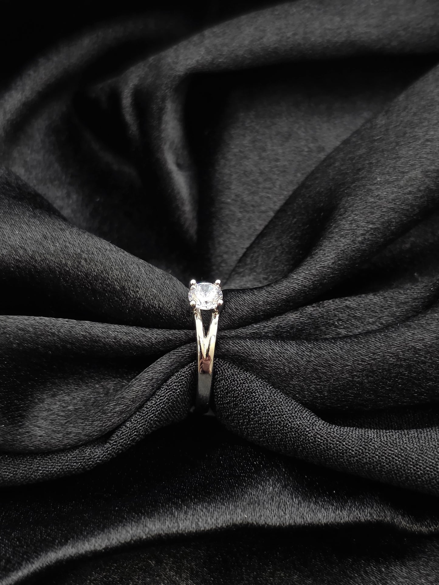 SILVER RING SIZE 7 GR230