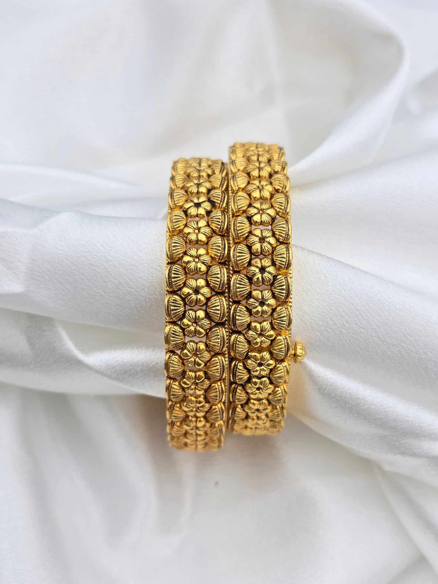 GOLD PLATED BANGLES GPI136