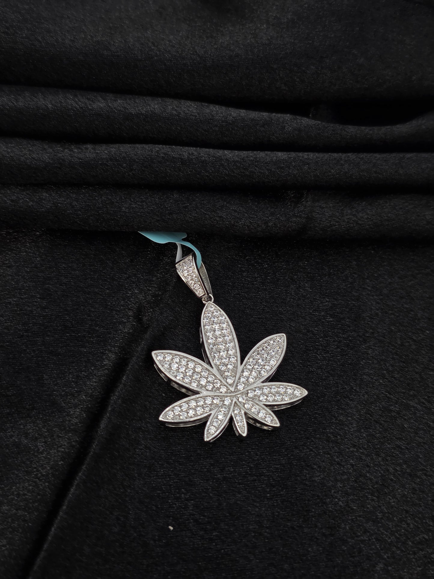 BOYS SILVER PENDANT BP004