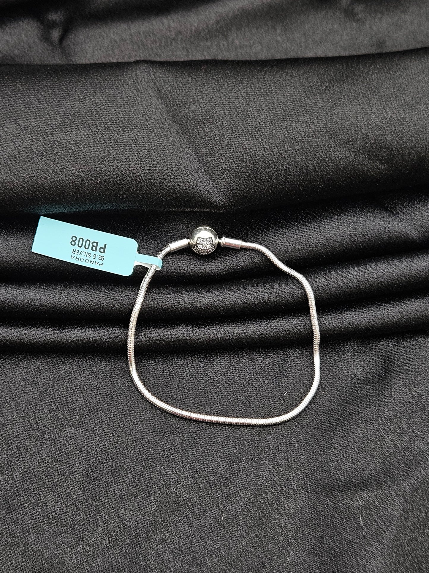 PANDORA BRACELET SIZE 18 PB008