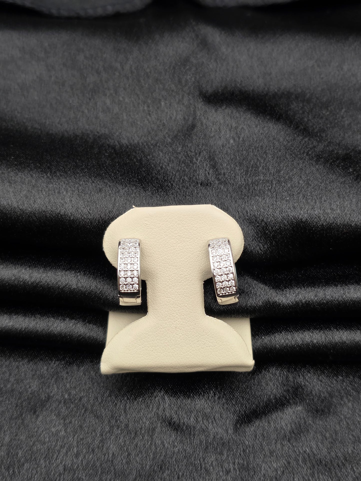 SILVER HOOPS GH053