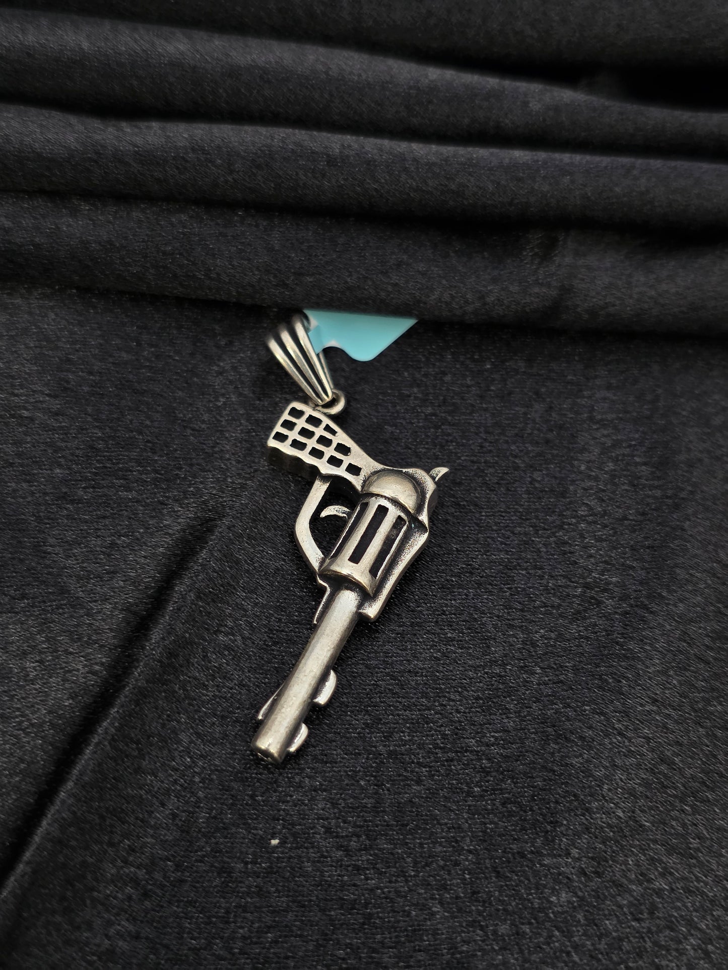 BOYS SILVER PENDANT BP014