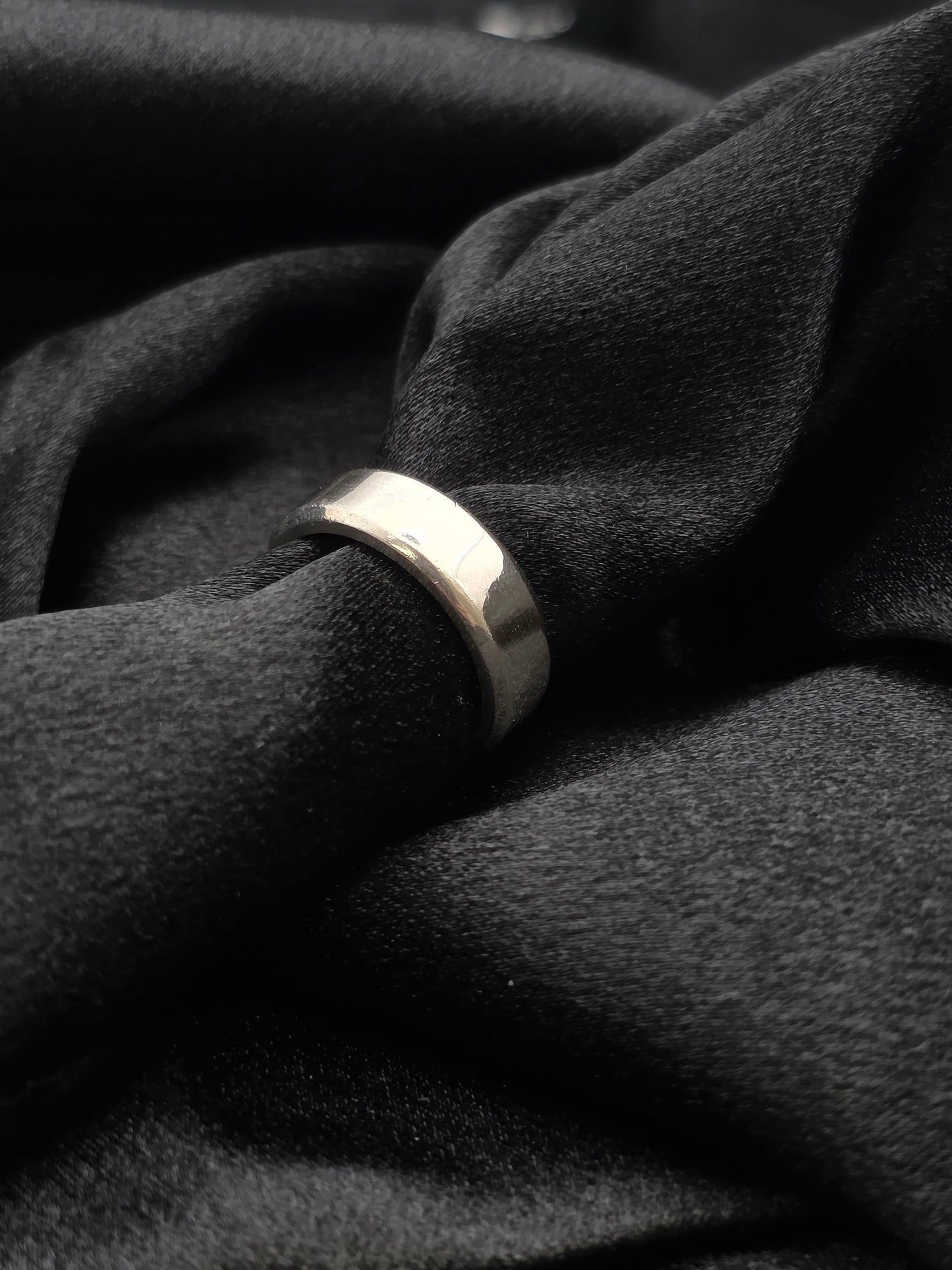 SILVER BAND SIZE 9 GR565