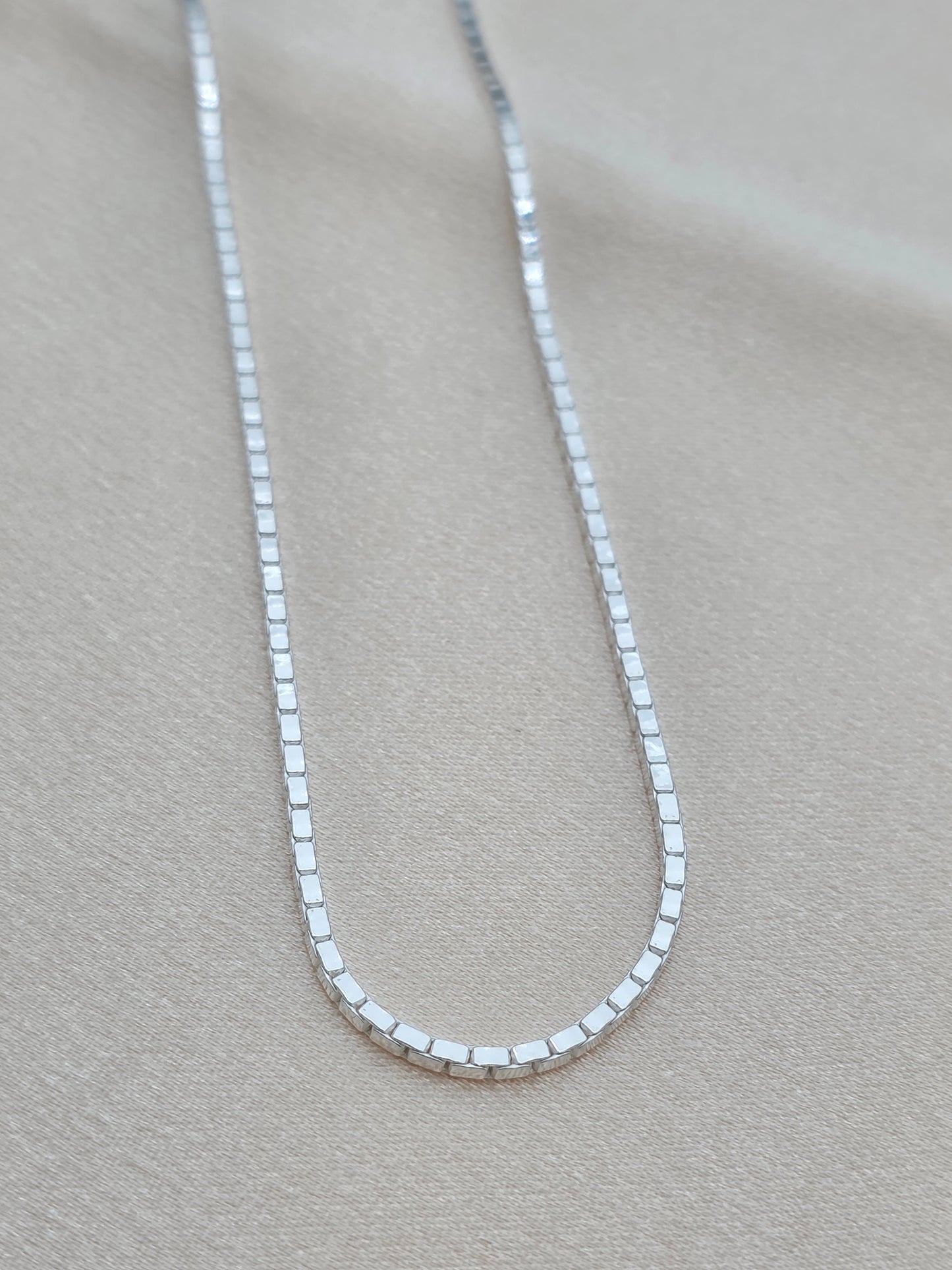 SILVER CHAIN 18 INCH LC078