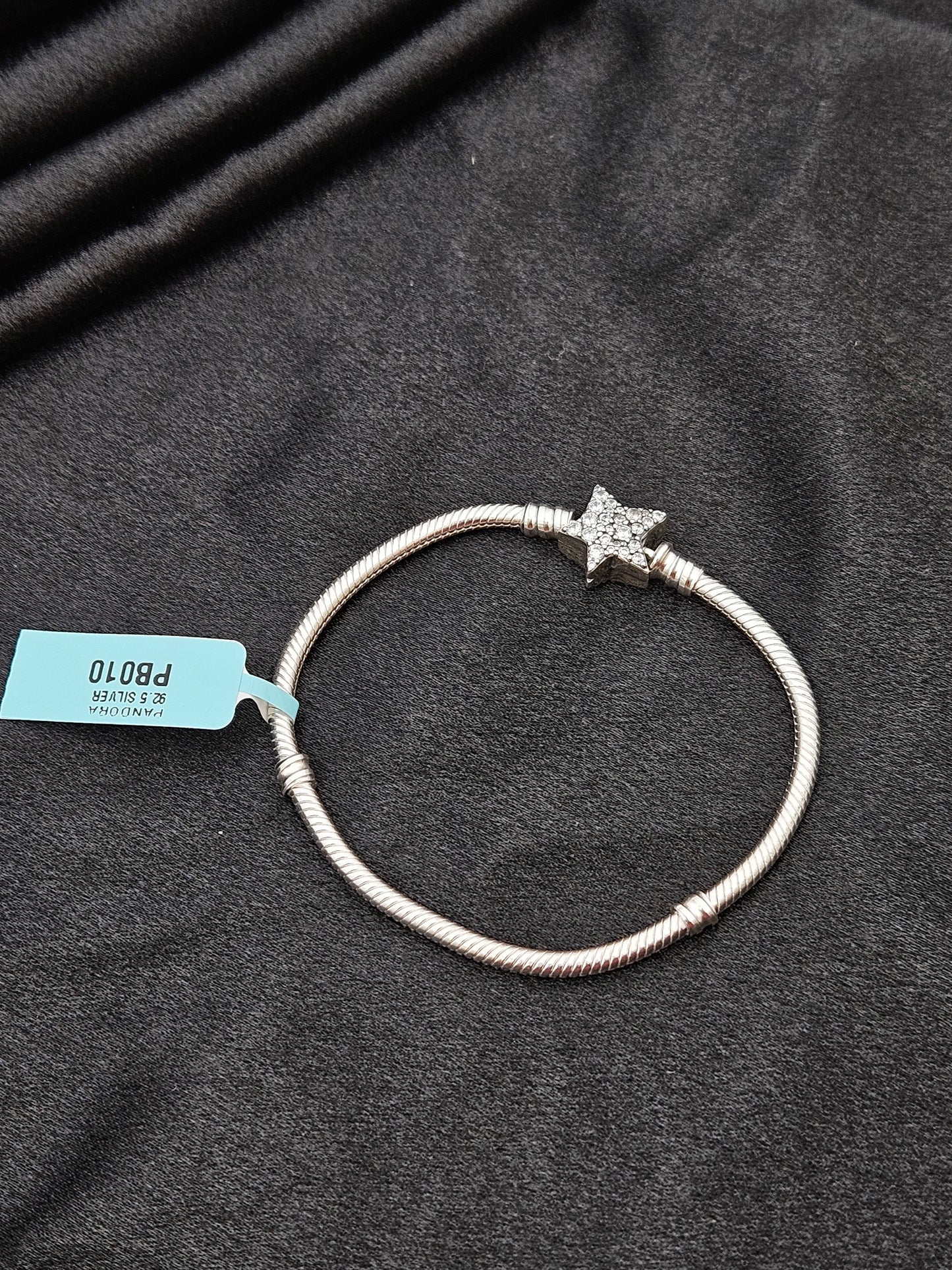 PANDORA BRACELET SIZE 18 PB010