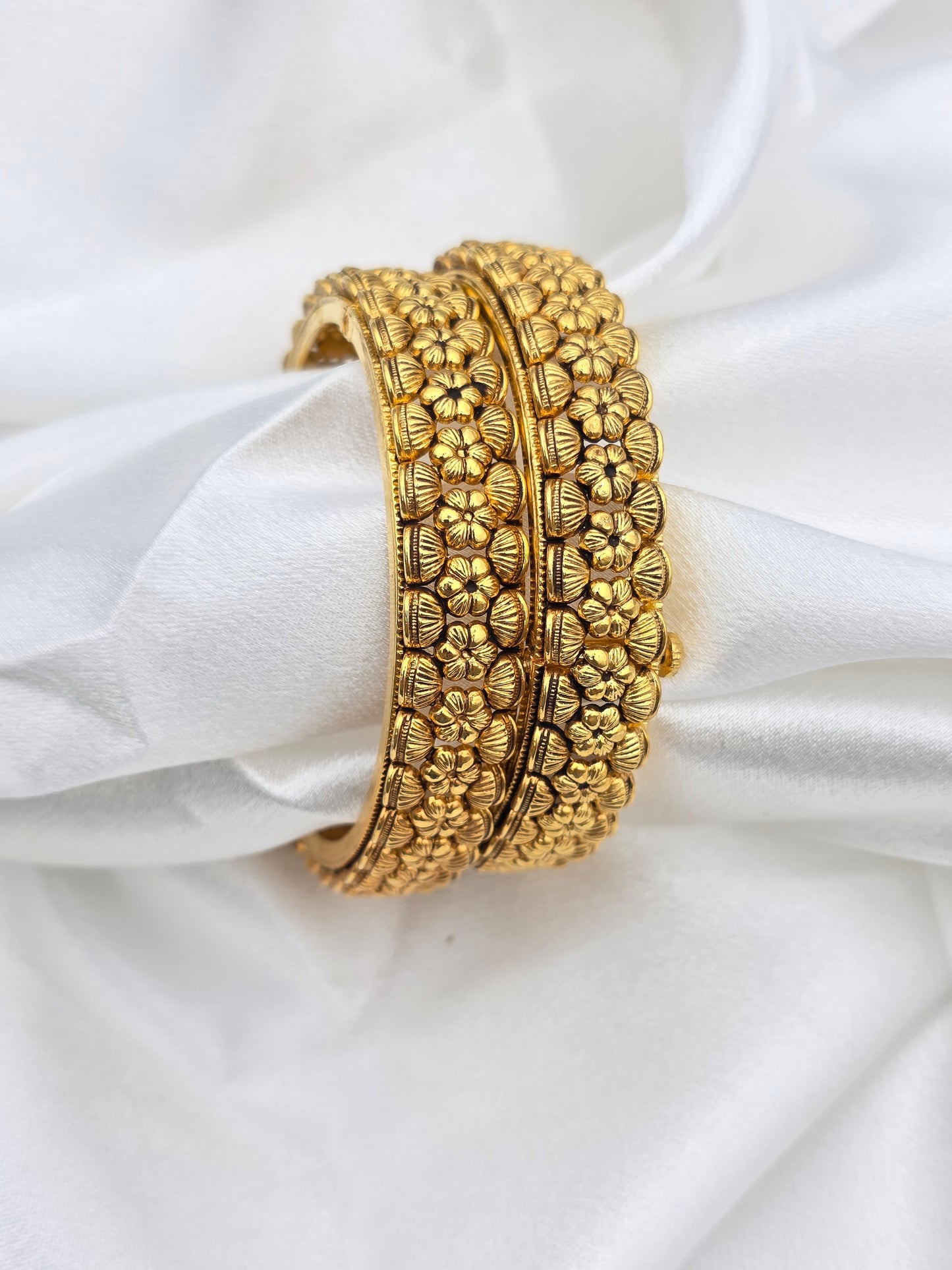 GOLD PLATED BANGLES GPI136