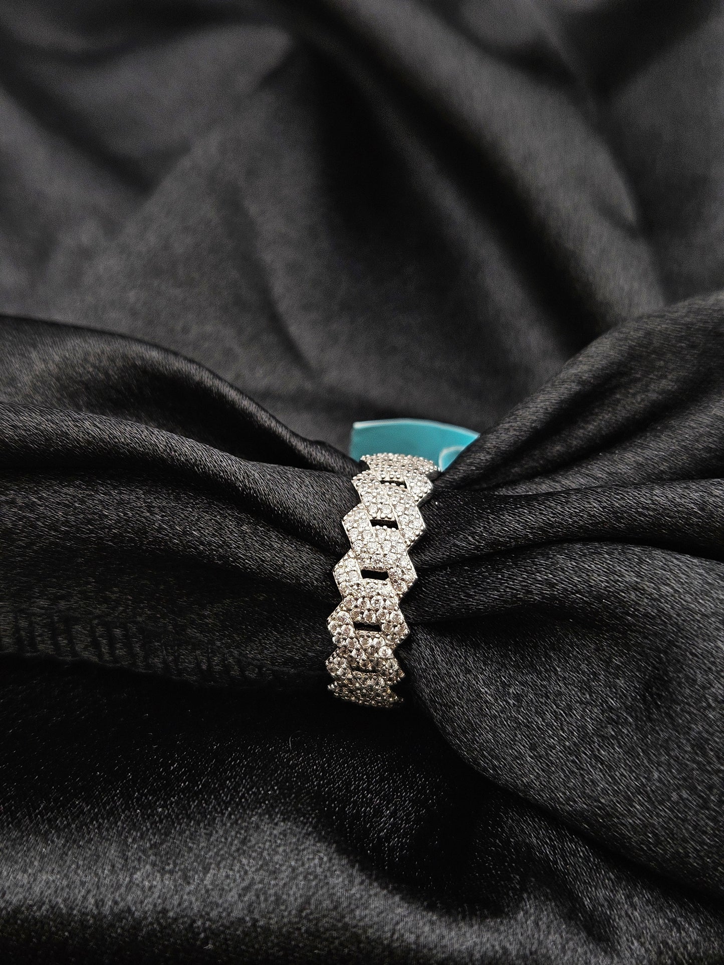 SILVER ICED BAND SIZE11 BR070