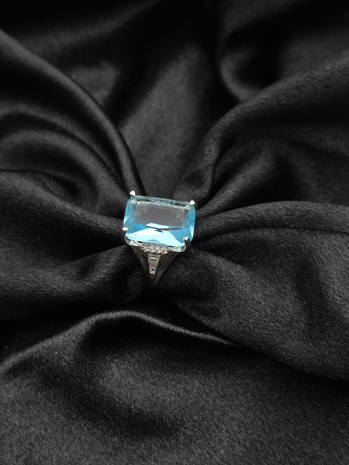 SILVER RING SIZE 7 GR270