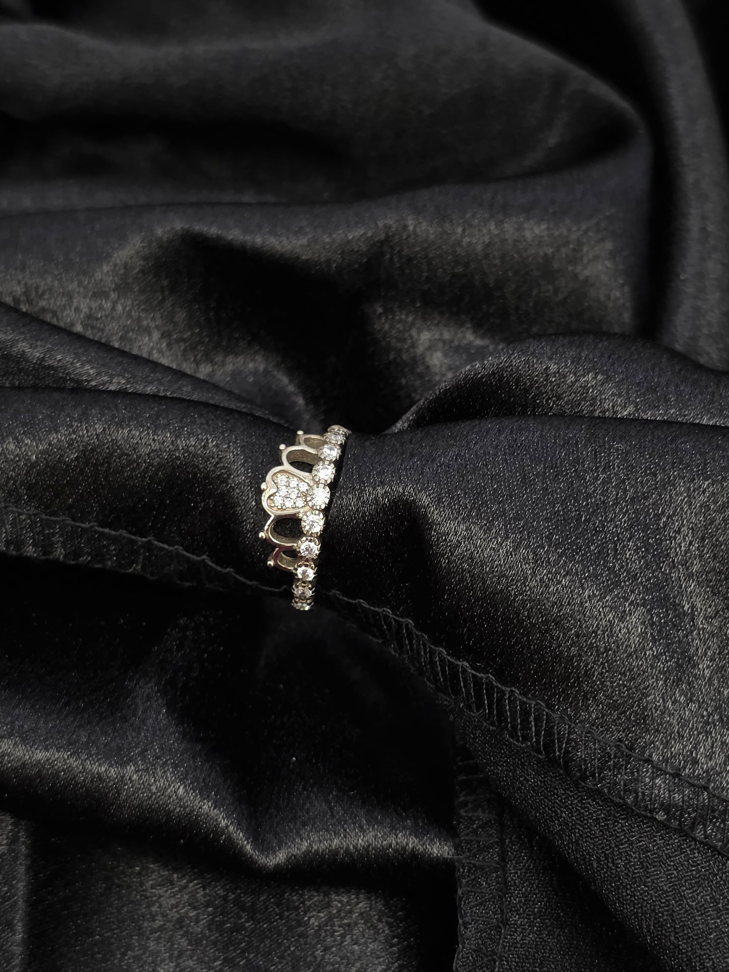 SILVER RING SIZE 6 GR061