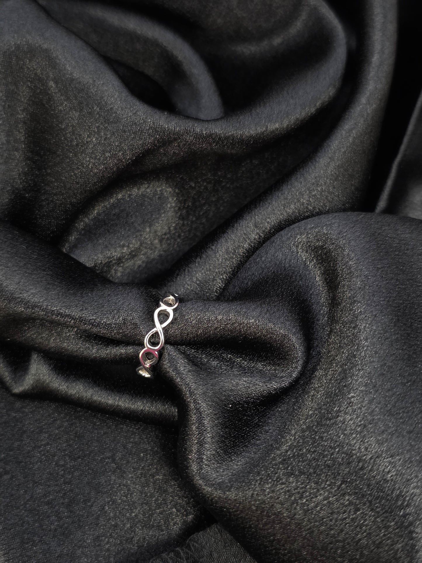 SILVER RING SIZE 6 GR120