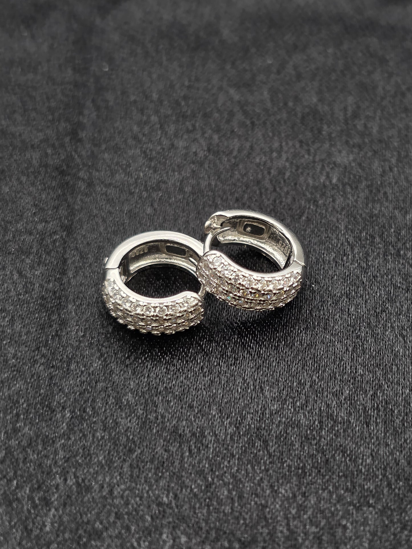 SILVER HOOPS GH102