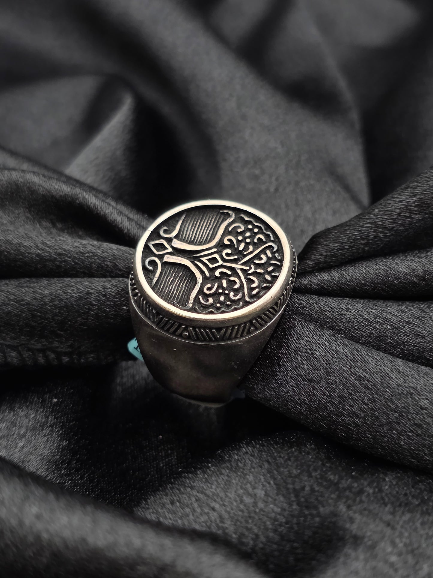 BOYS SILVER RING SIZE 9 BR054