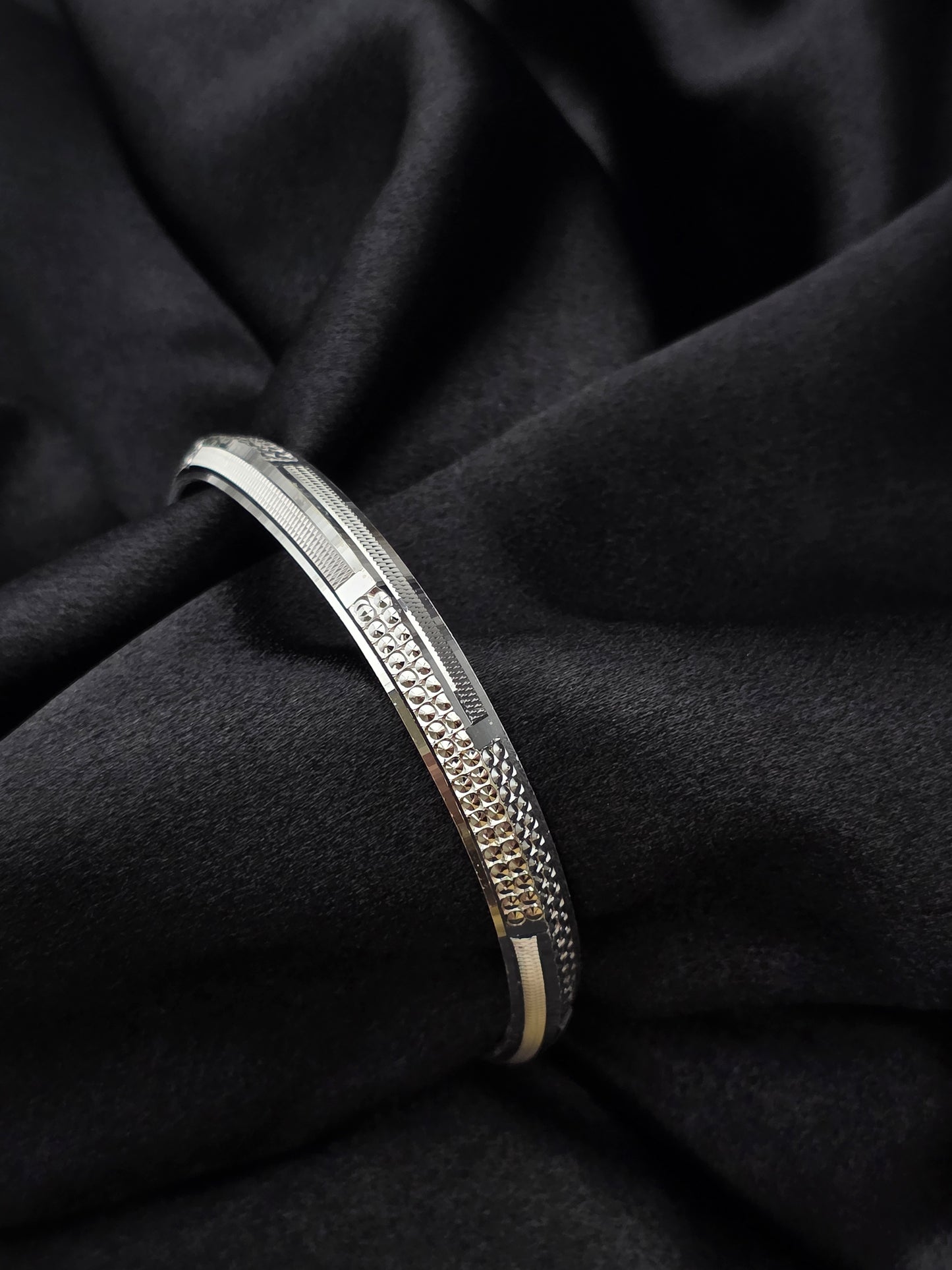 MENS SILVER KADDA SIZE 2.6 MK095