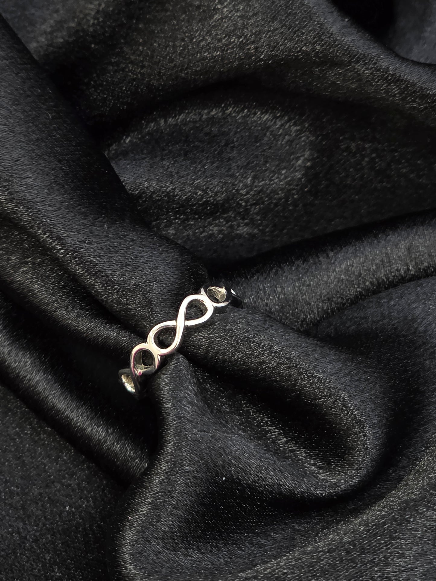 SILVER RING SIZE 6 GR120