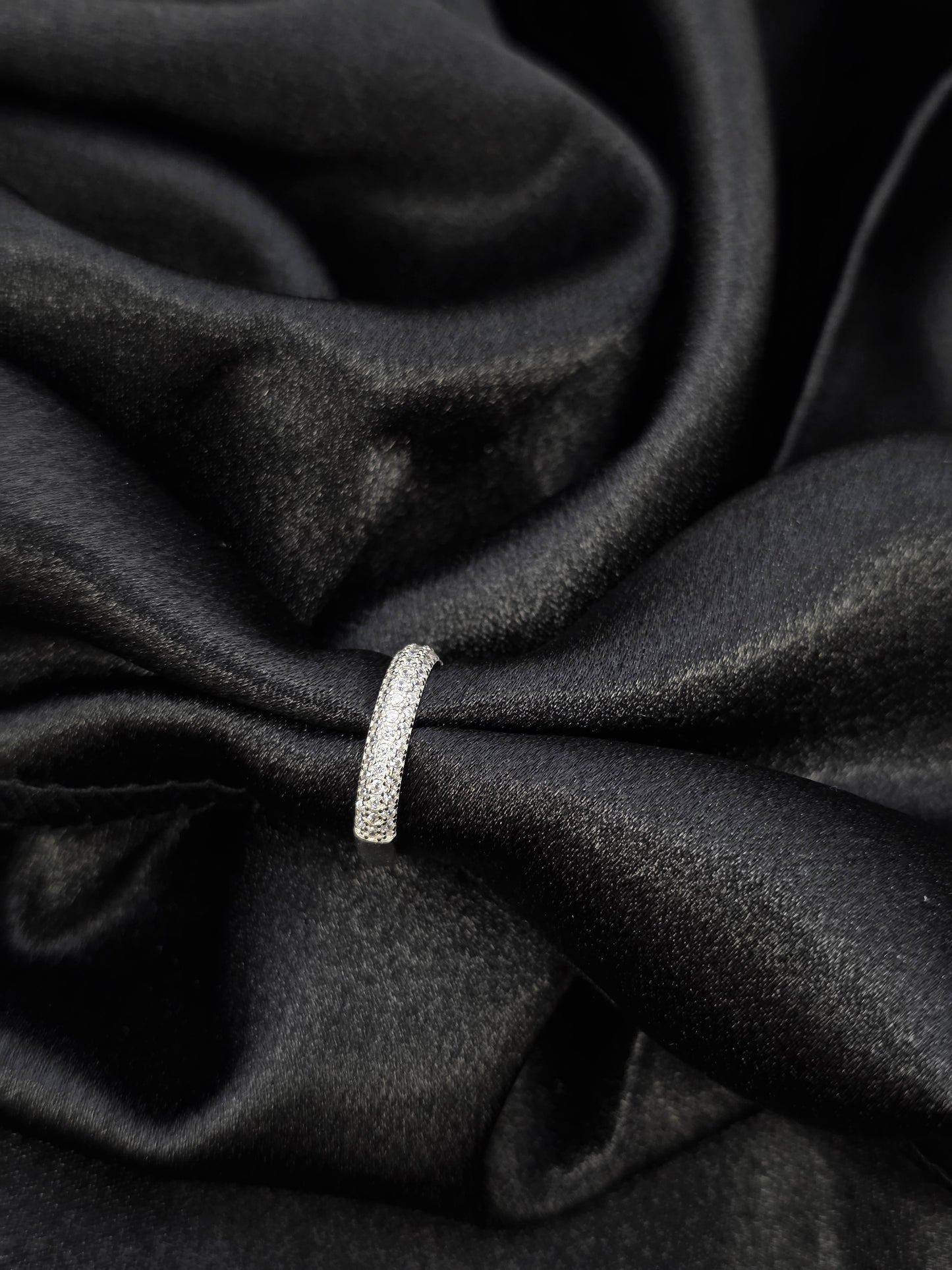 SILVER RING SIZE 6 GR070