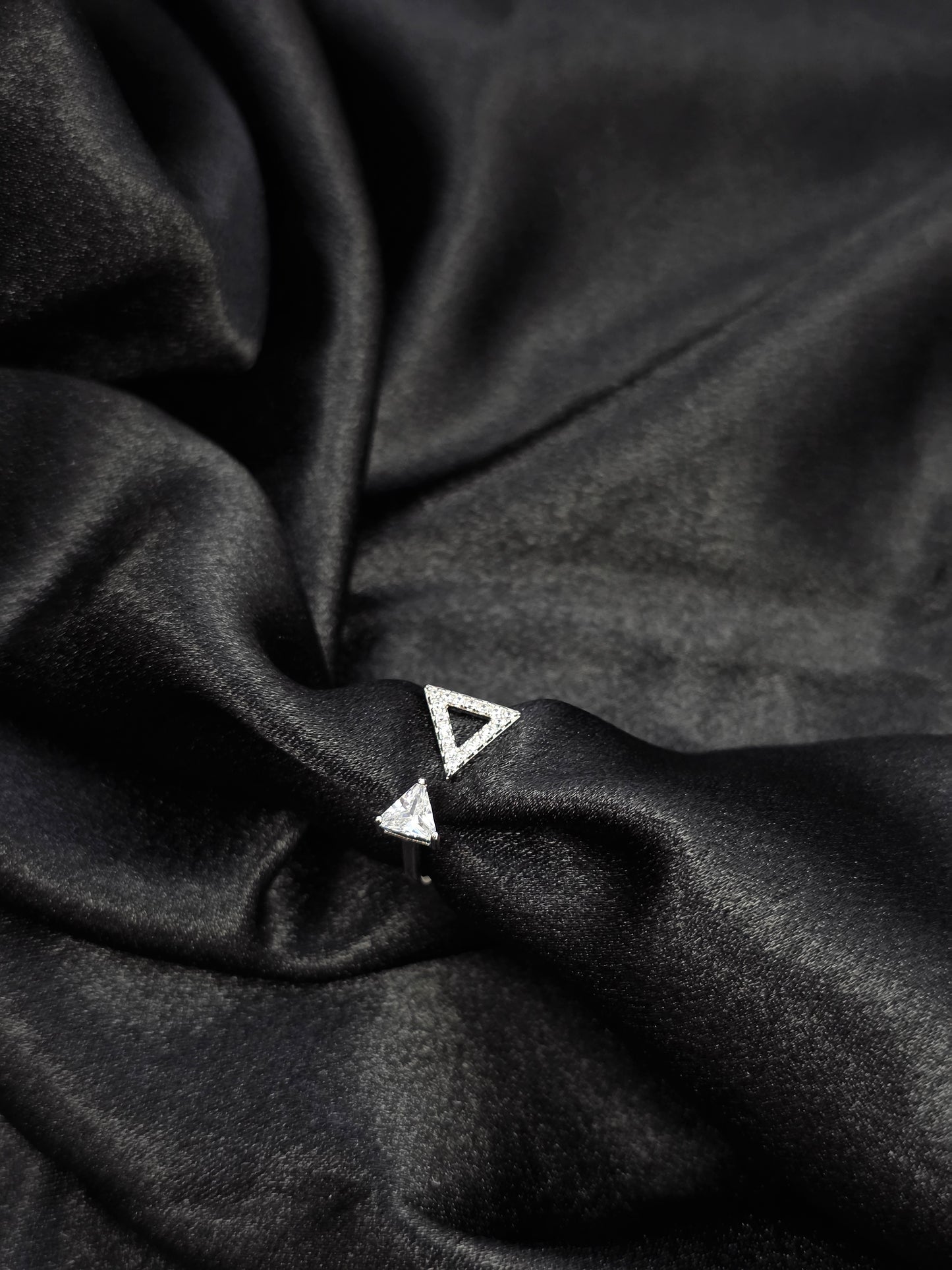 SILVER RING SIZE 5 GR035