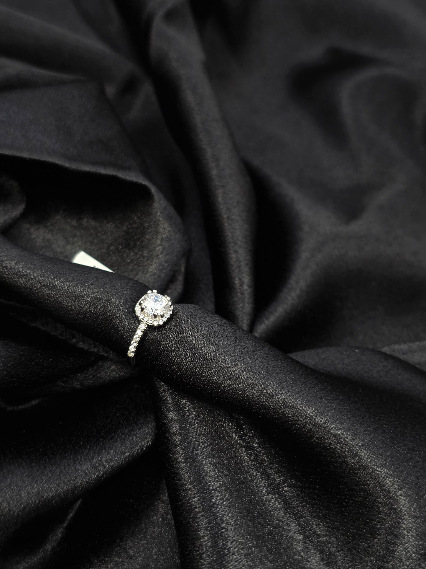 SILVER RING SIZE 5 GR002