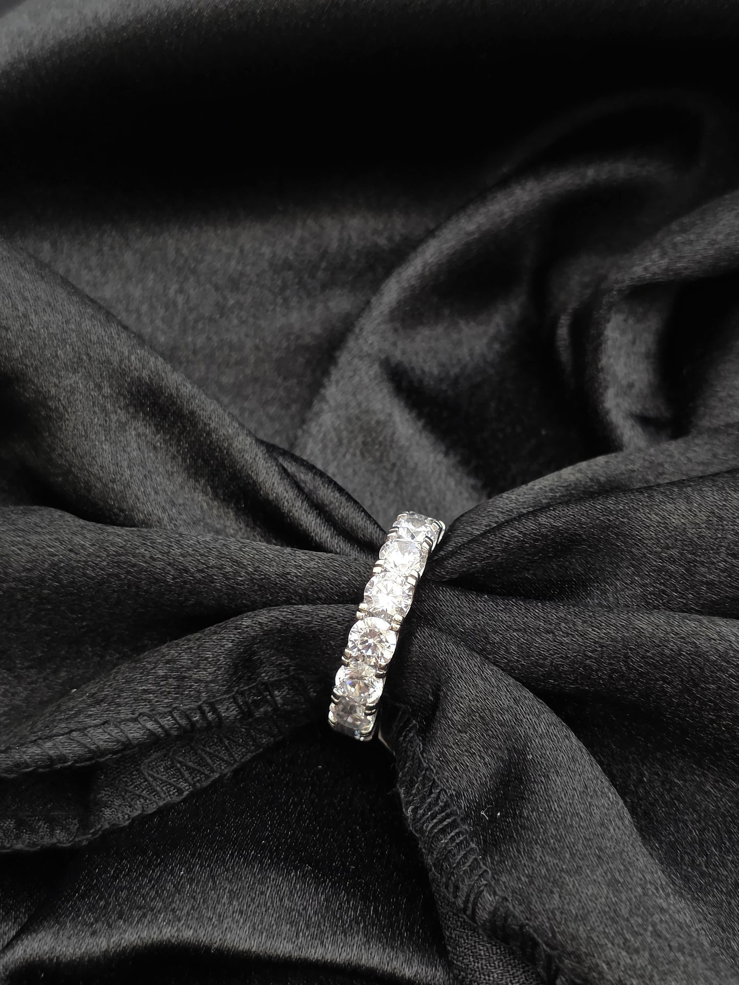 SILVER RING SIZE 8 GR169