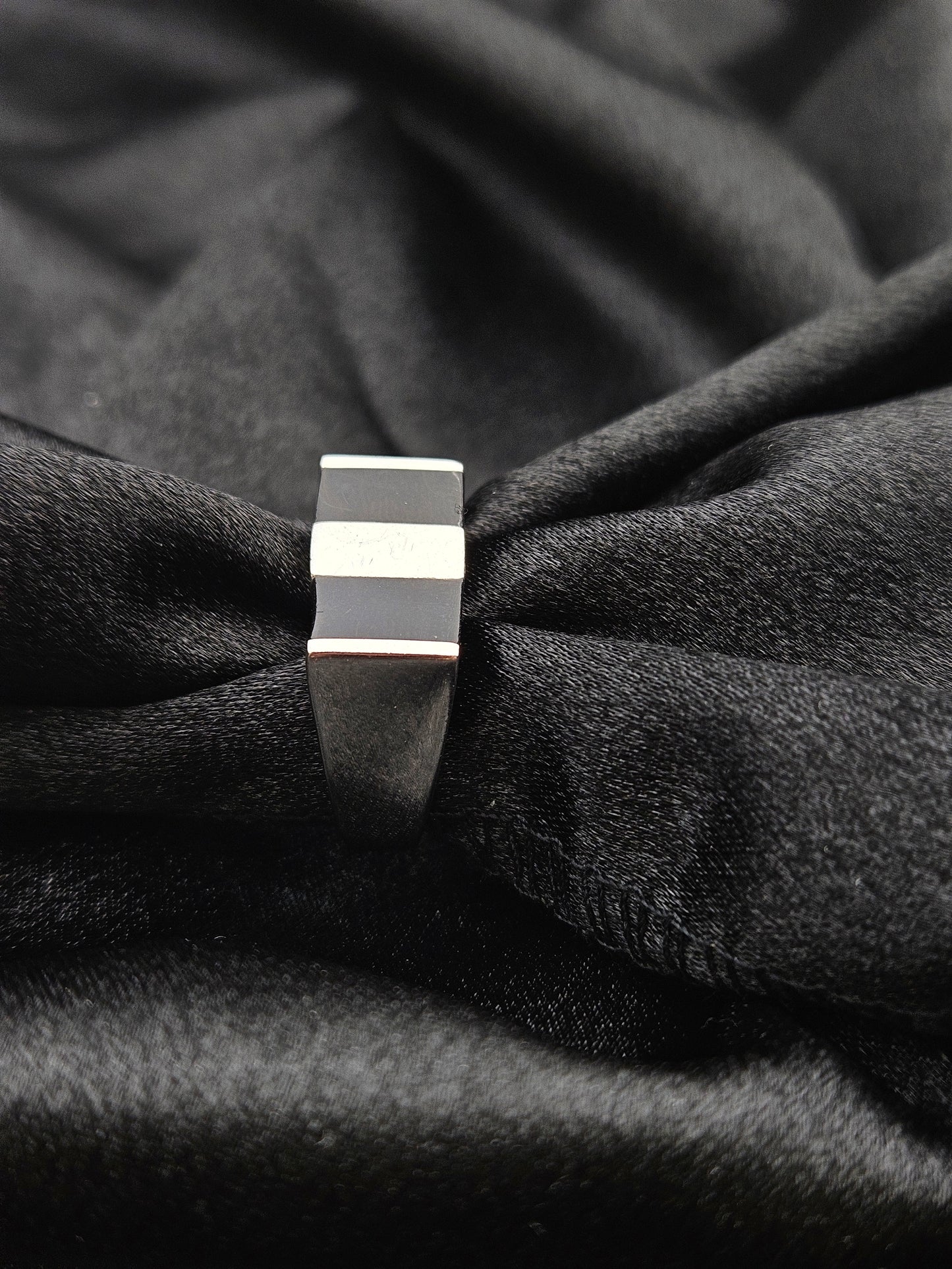 BOYS SILVER RING SIZE 10 BR033
