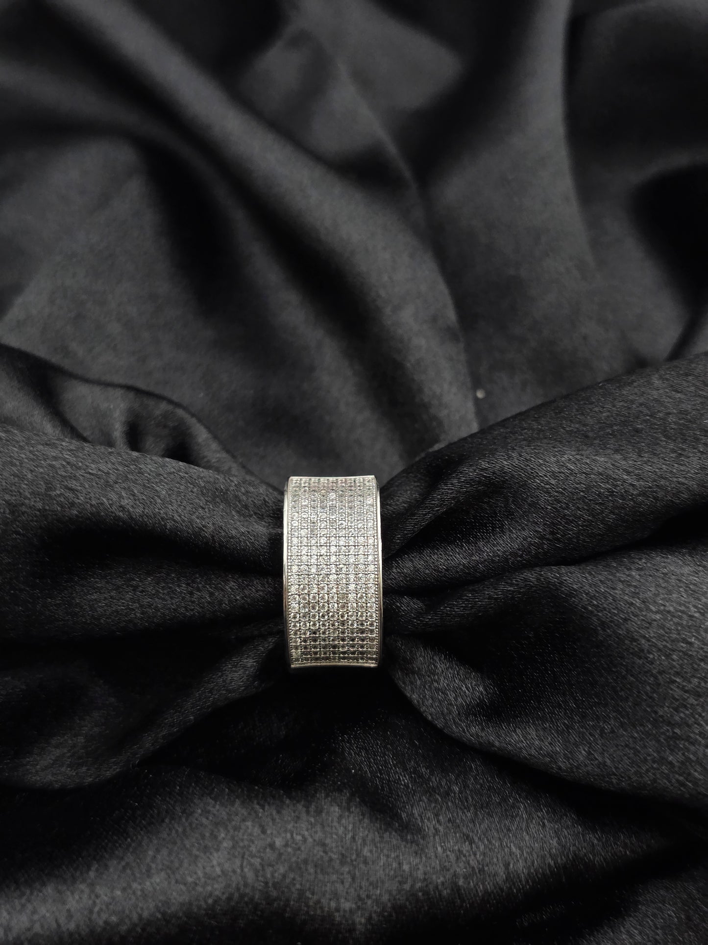 BOYS SILVER RING SIZE 10 BR023