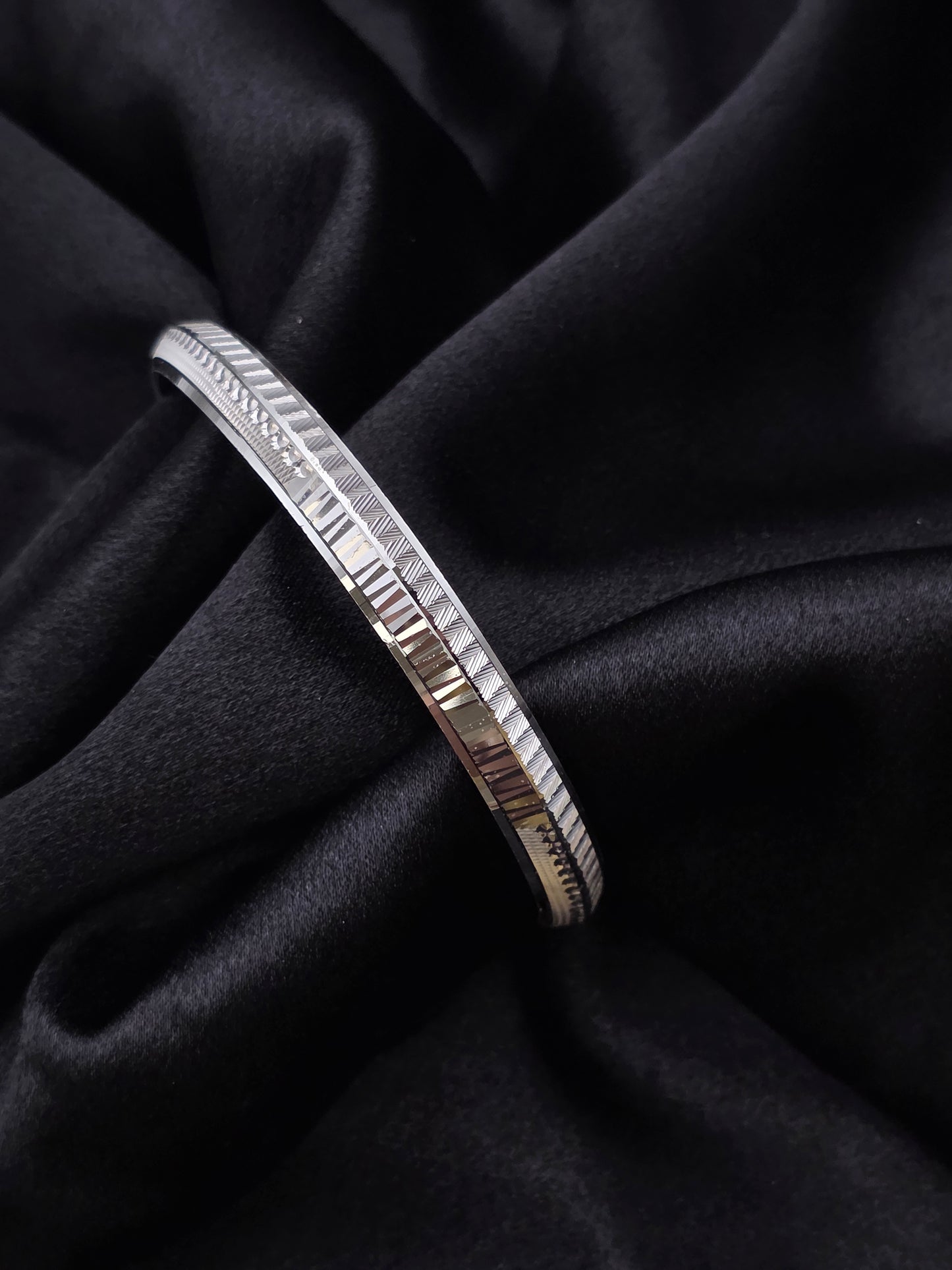 MENS SILVER KADDA SIZE 2.7 MK073