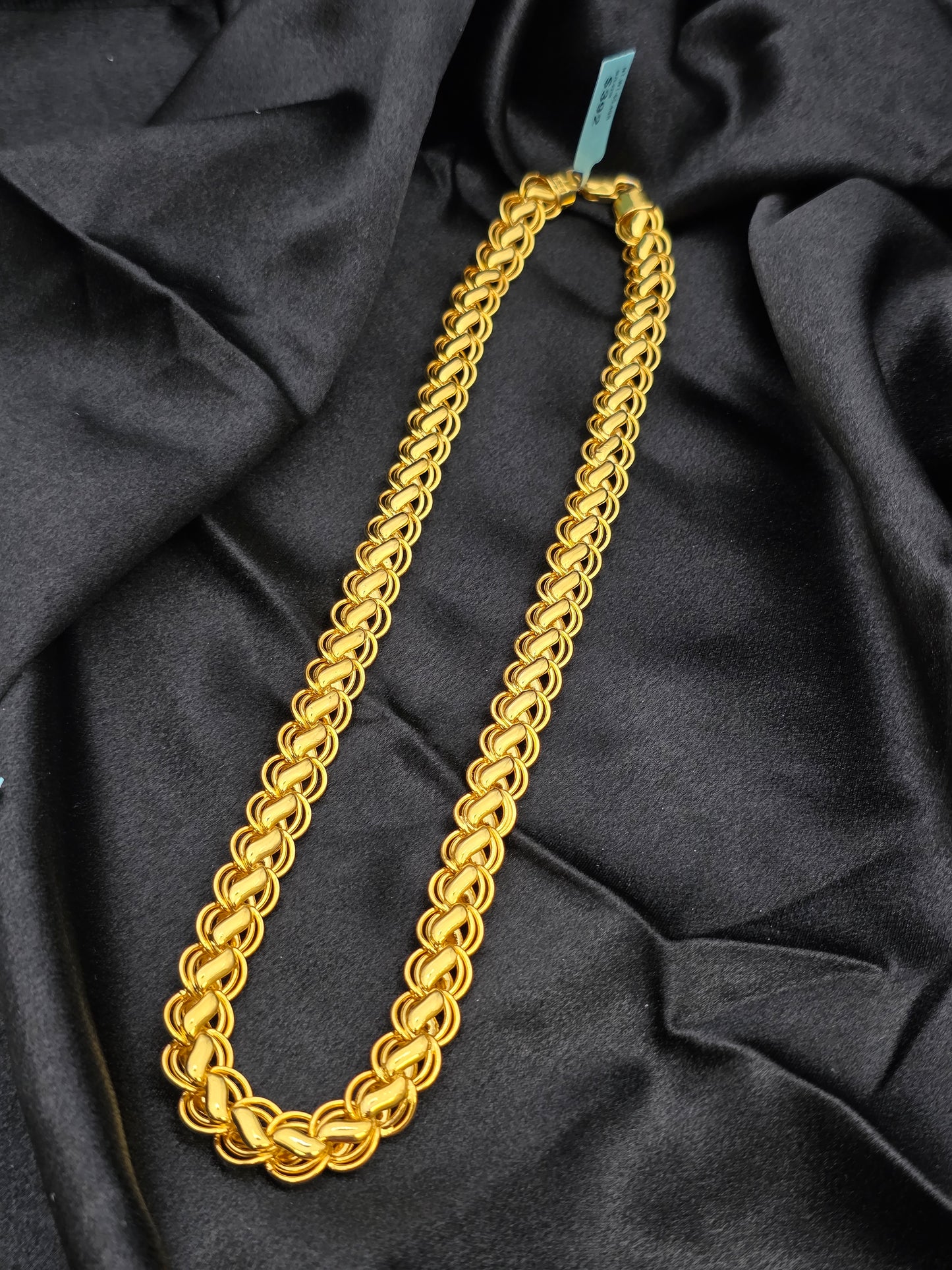 BOYS GOLD PLATED SILVER CHAIN 22 INCH BC026