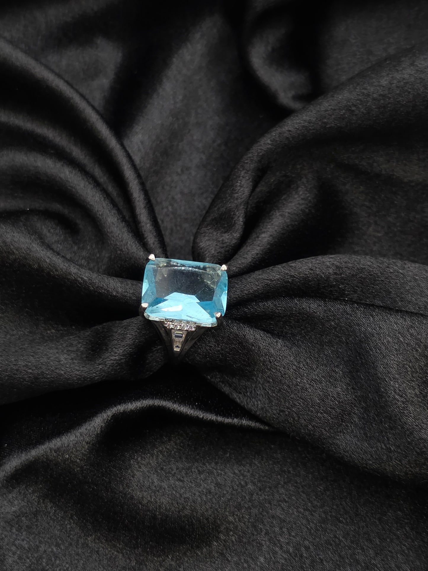 SILVER RING SIZE 7 GR270