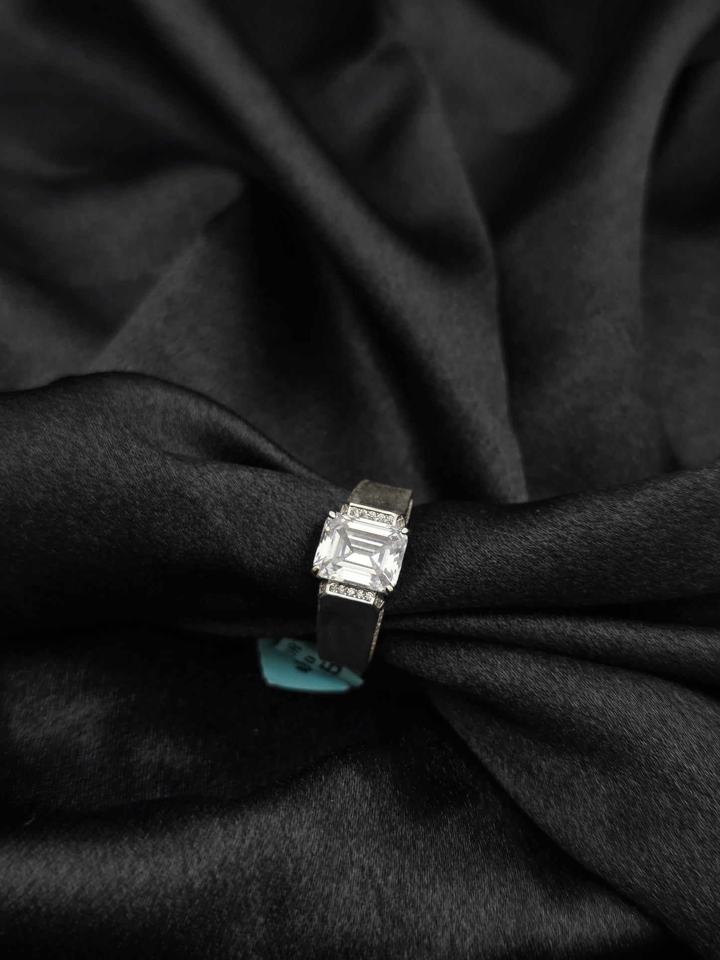 BOYS SILVER RING SIZE 10 BR008