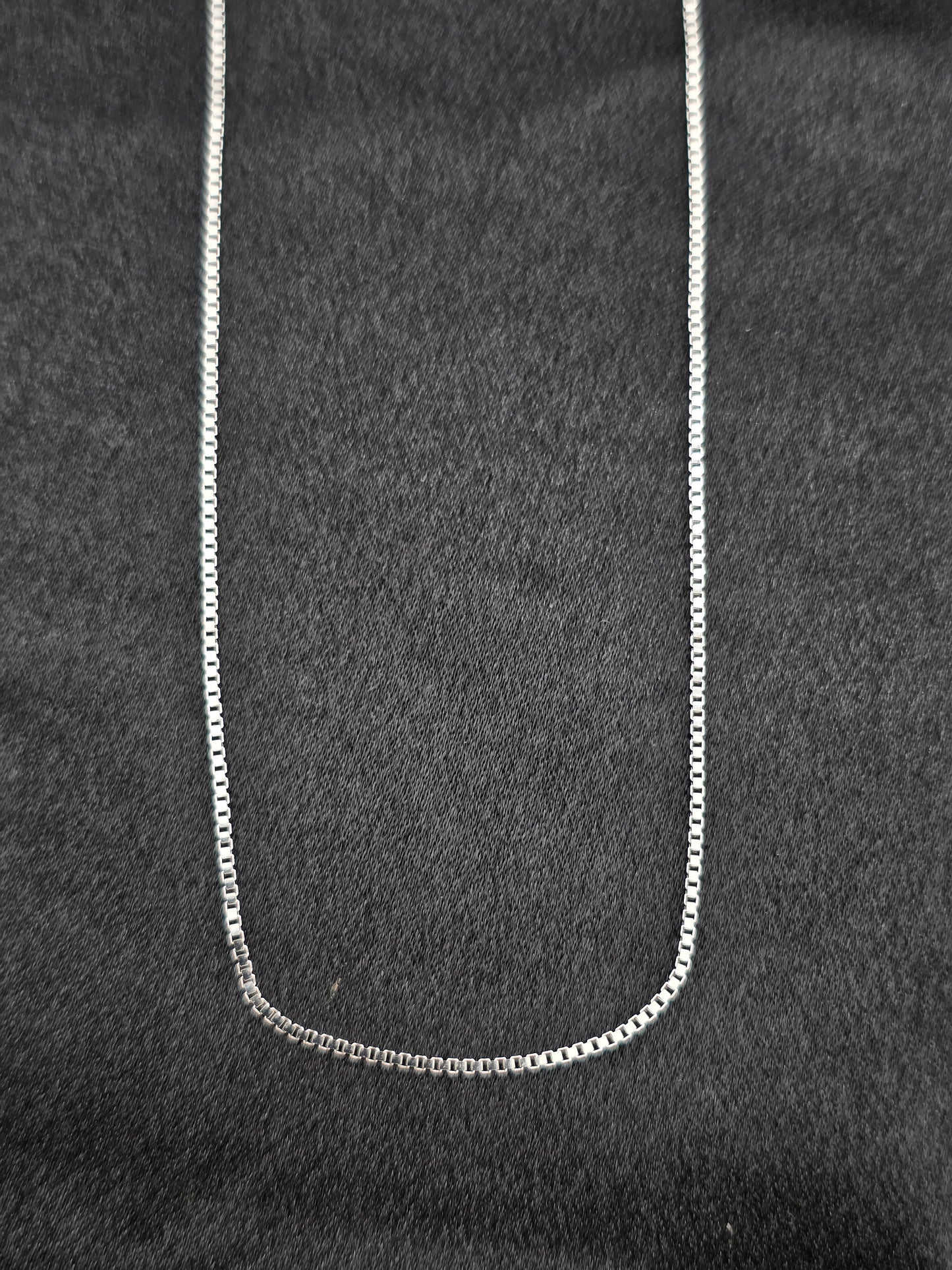 LADIES SILVER CHAIN 18INCH LC169
