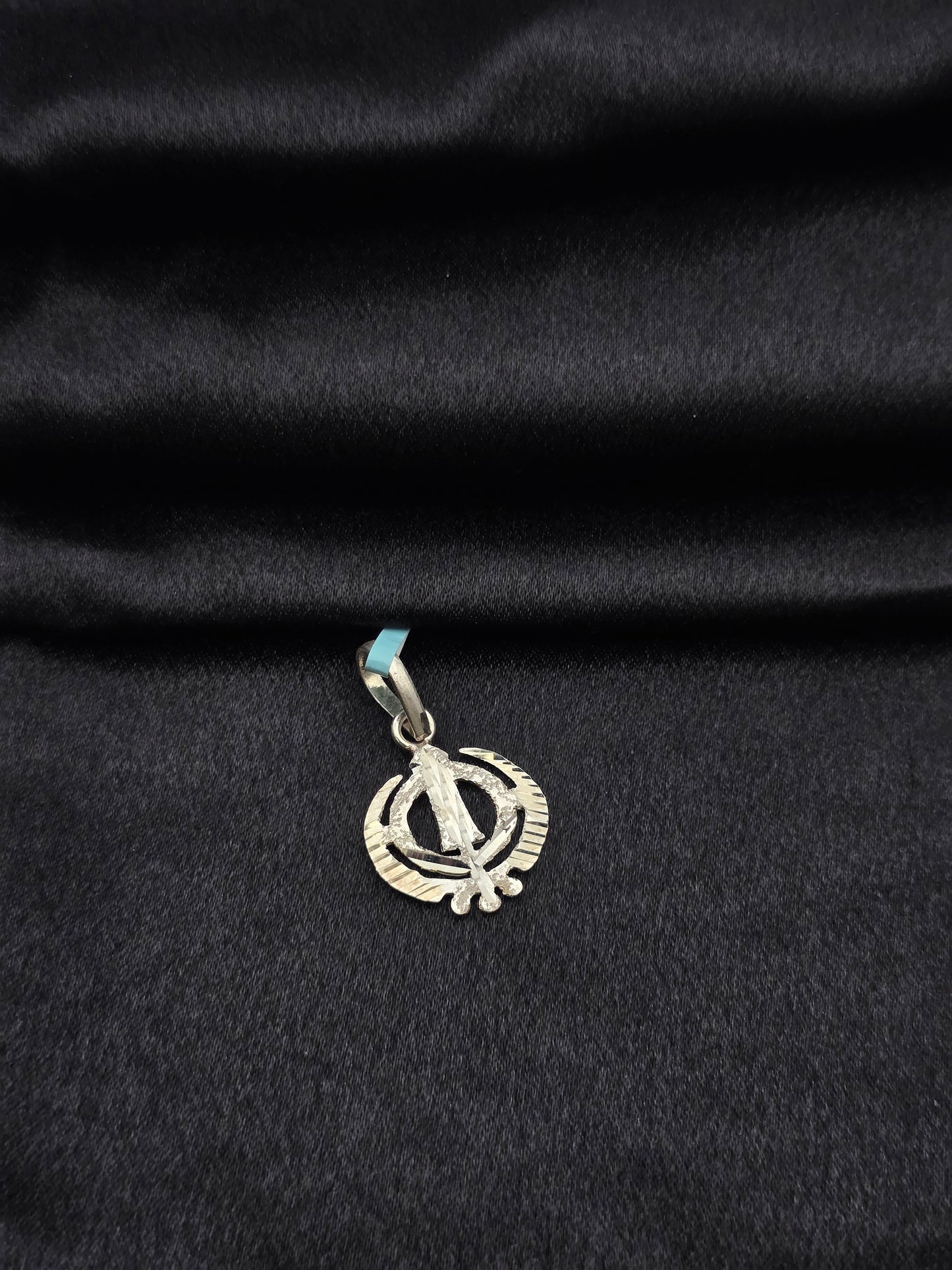 SILVER RELIGIOUS PENDANT SP176