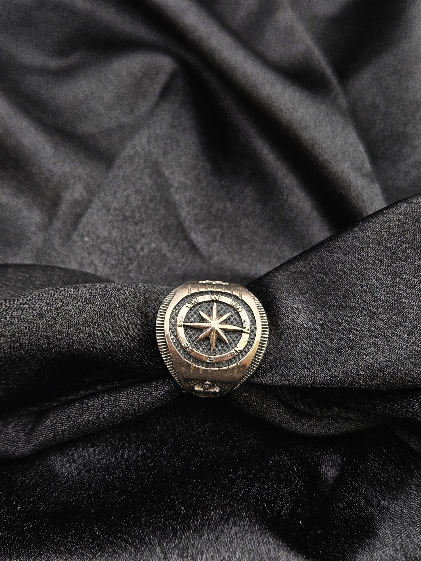 BOYS SILVER RING SIZE 10 BR011