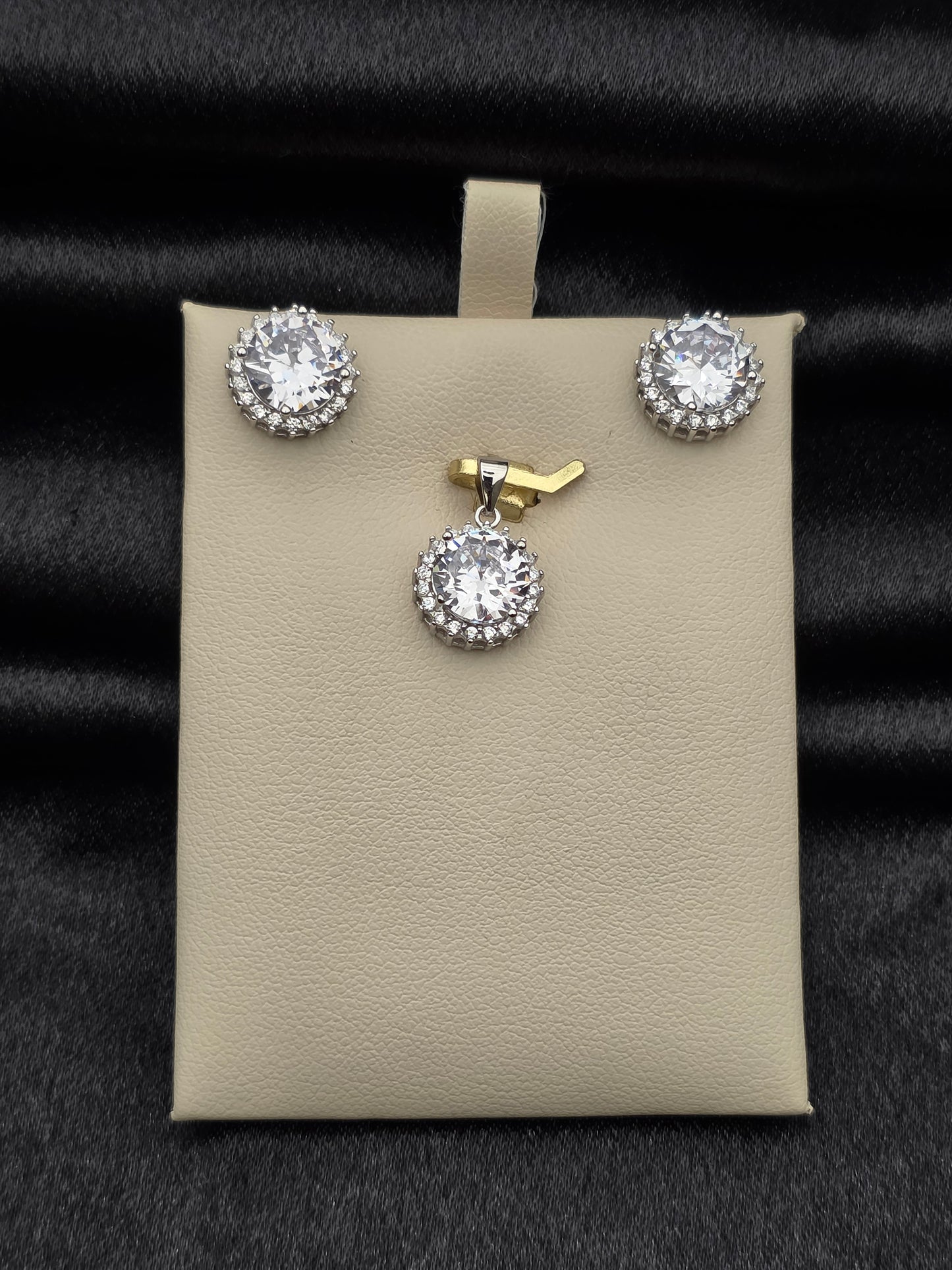 SILVER PENDANT SET PS057