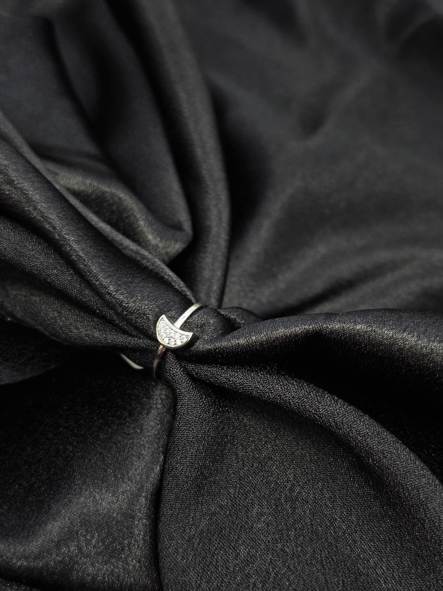SILVER RING SIZE 5 GR041