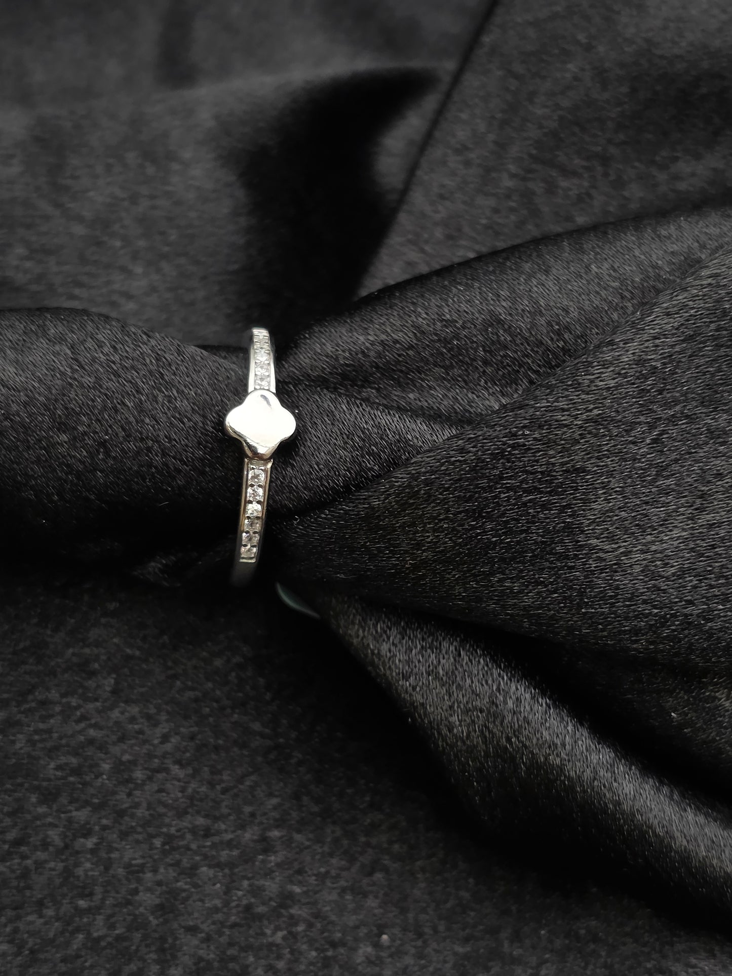SILVER RING SIZE 7 GR515