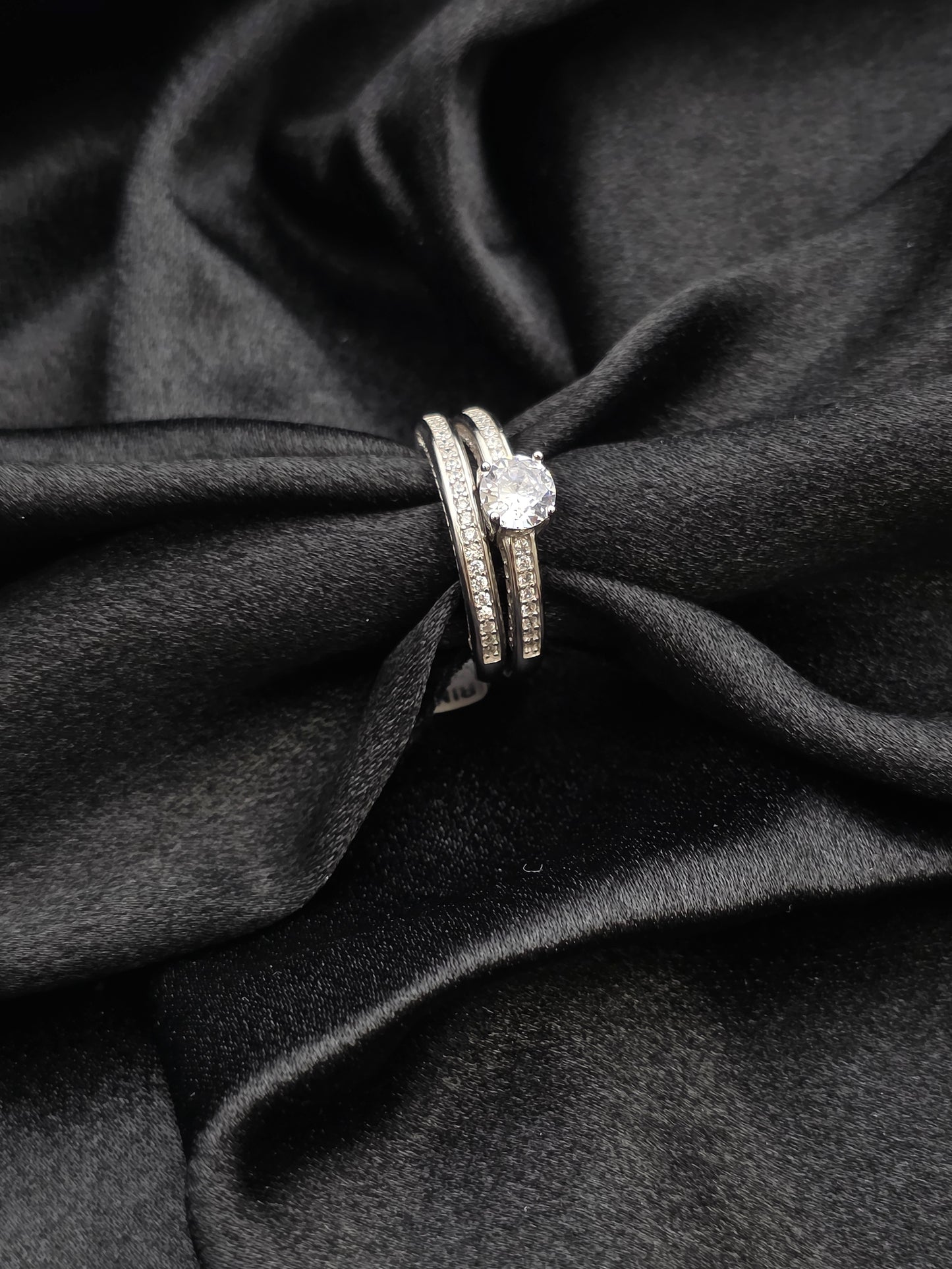 SILVER RING SIZE 7 GR301