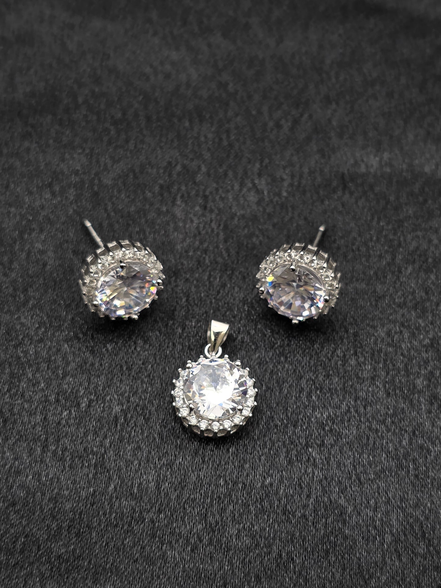 SILVER PENDANT SET PS057